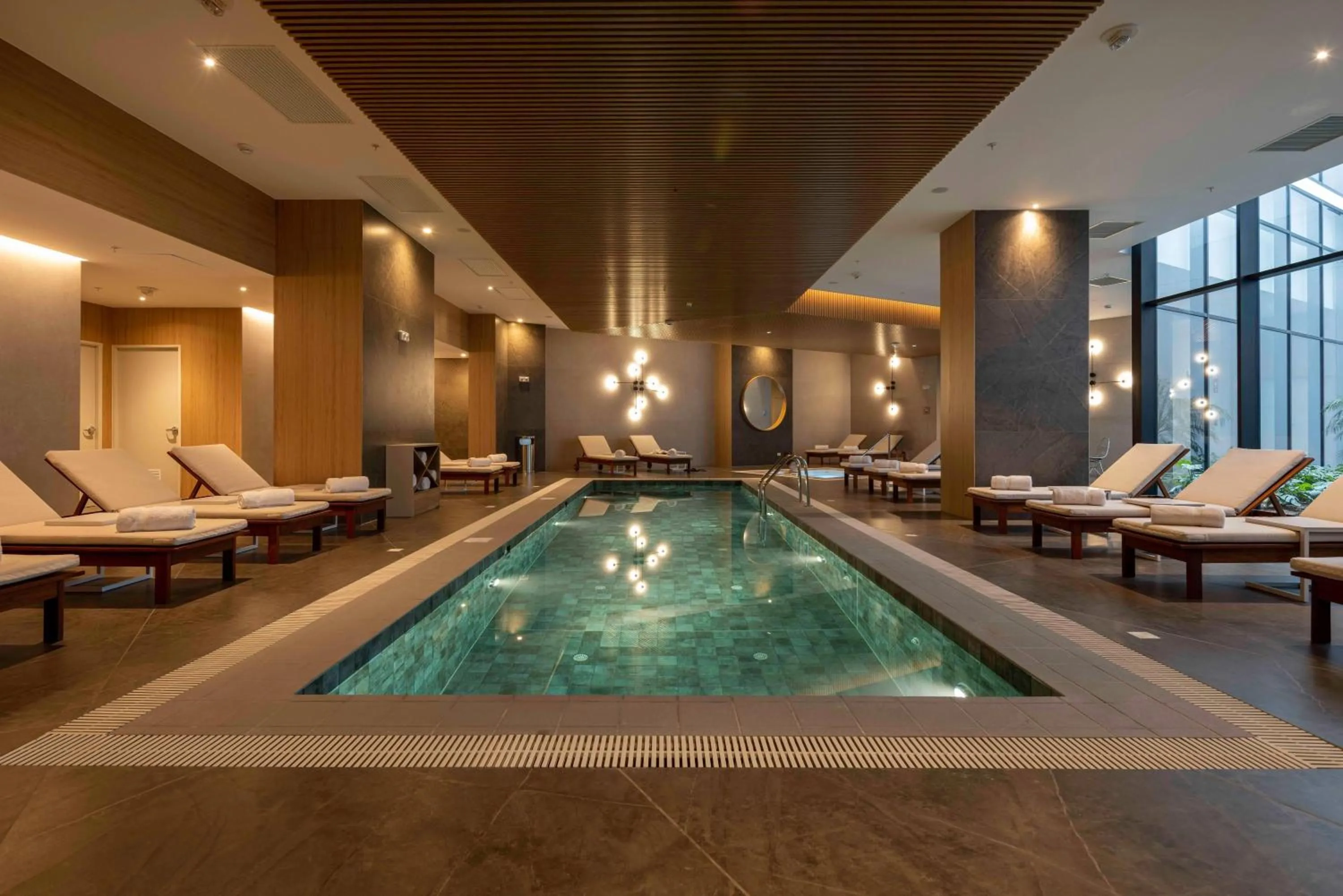 Swimming pool in Wyndham Grand Costa Del Sol Lima Airport