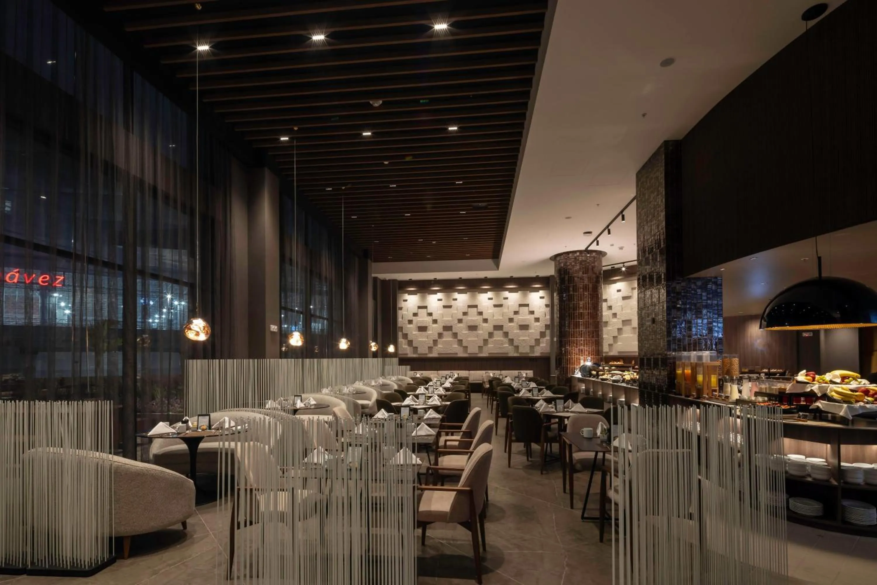 Restaurant/places to eat in Wyndham Grand Costa Del Sol Lima Airport