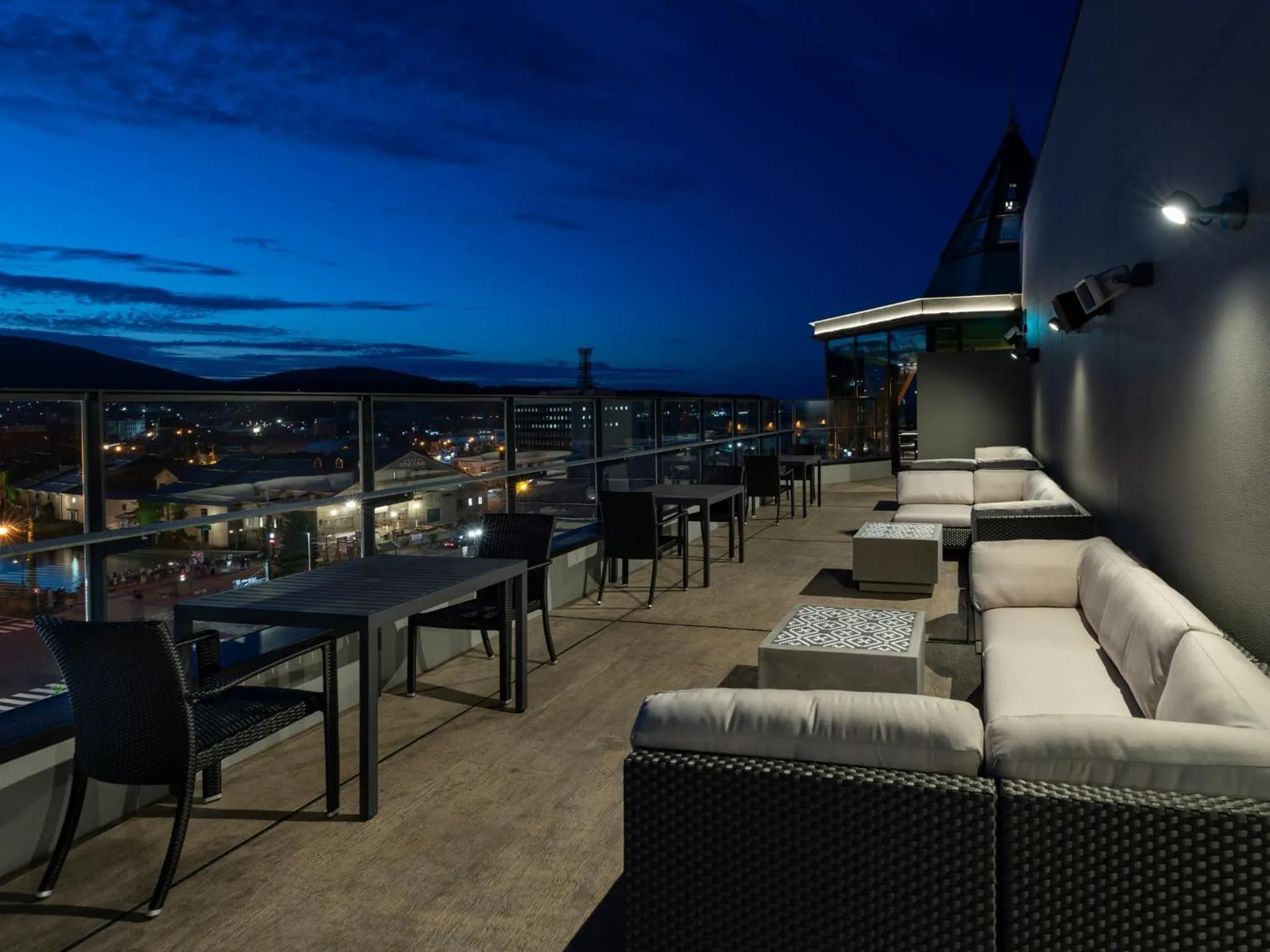 Lounge or bar in Granbell Hotel Otaru