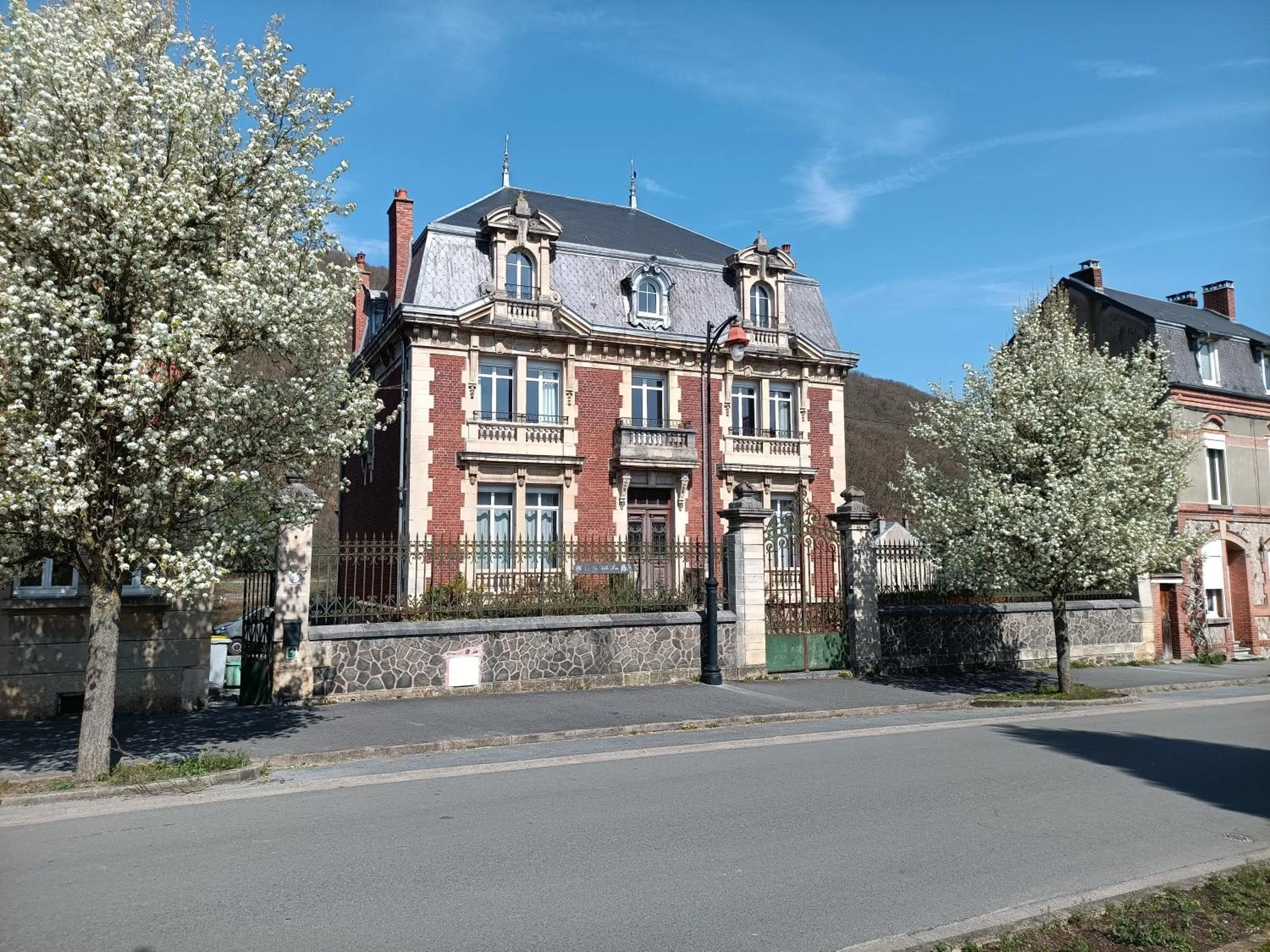 Le Clos Belle Rose et La Roseraie
