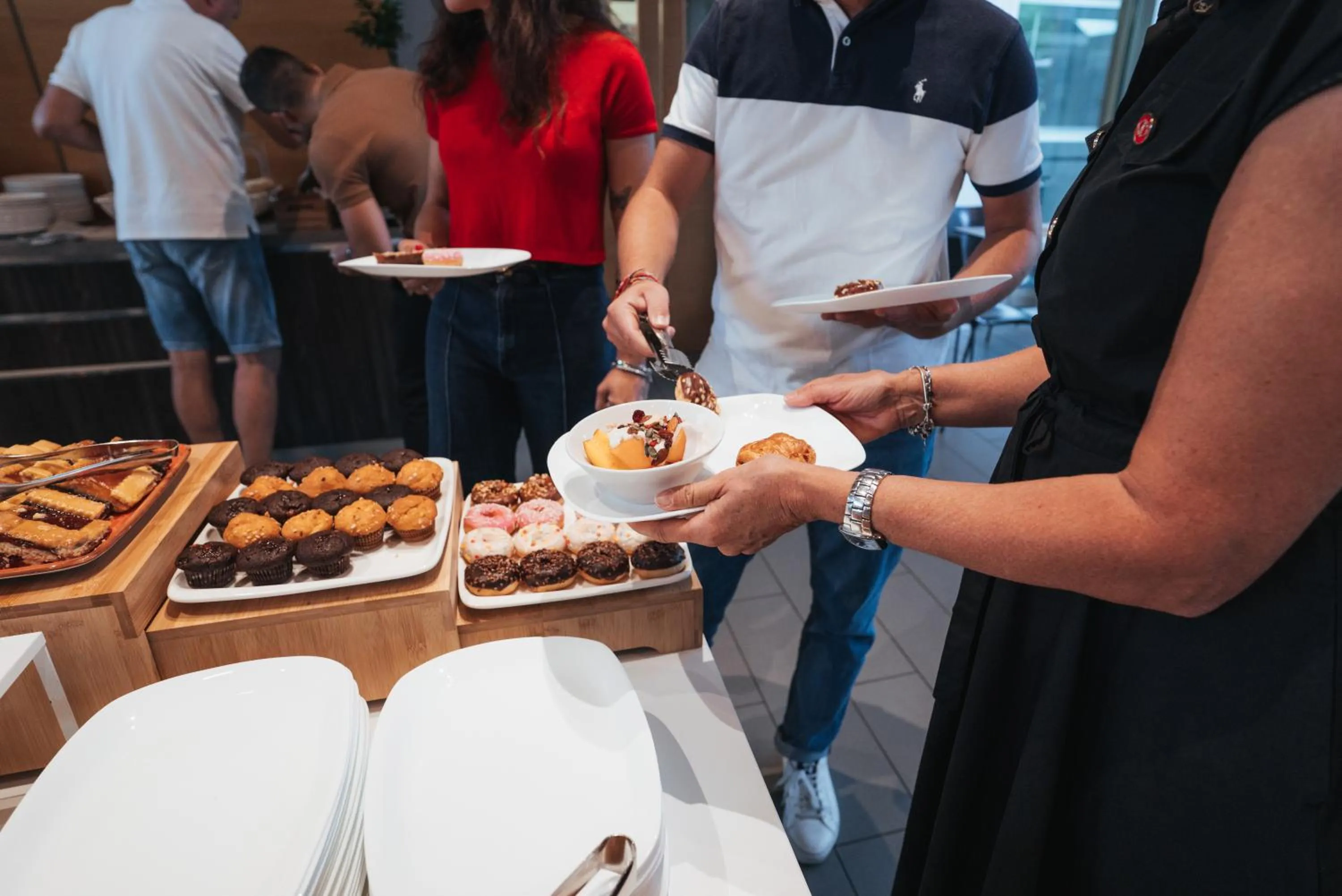 Breakfast in Mod 05 Bike Hotel