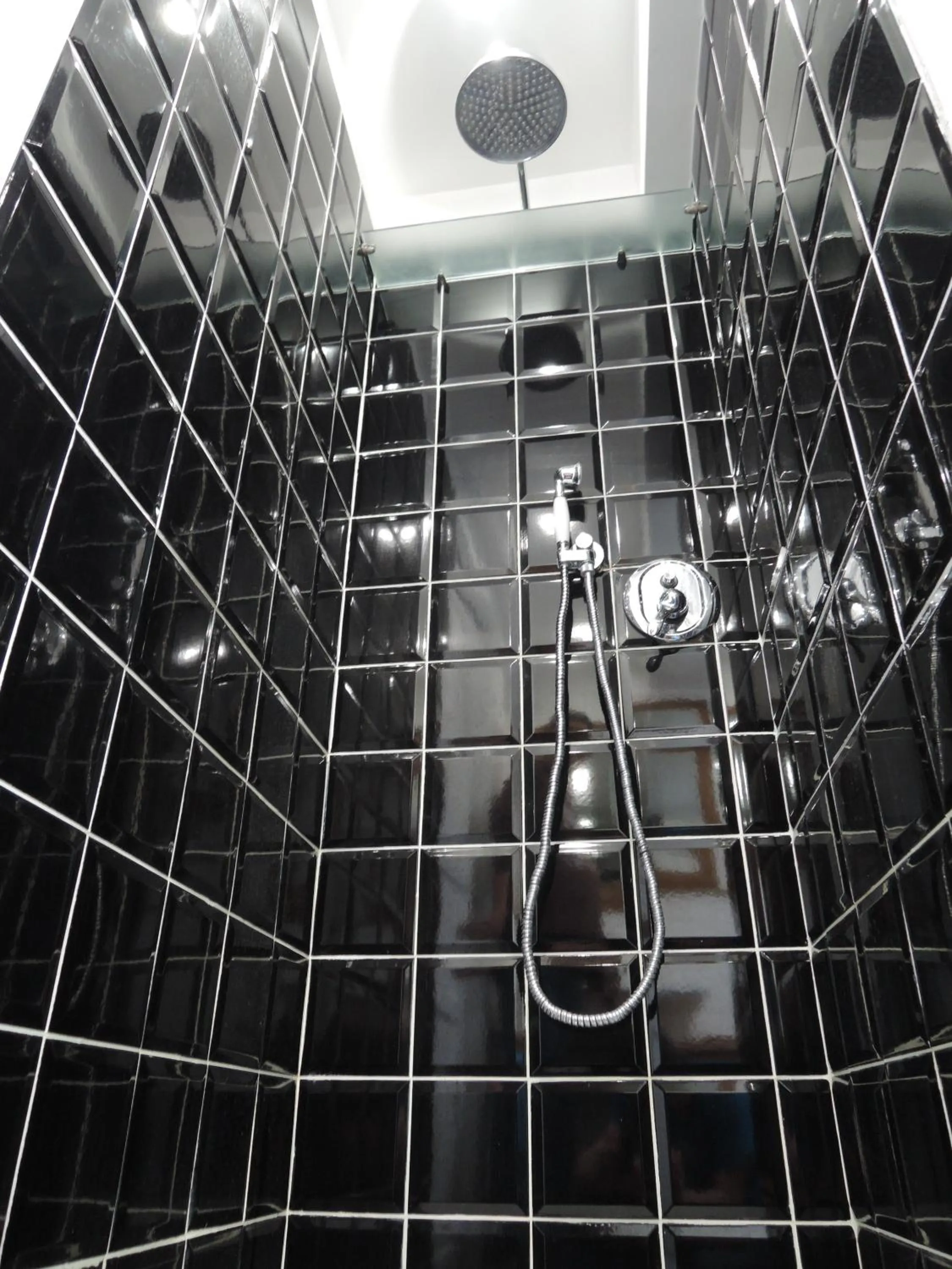 Shower in La Casa nel Cortile