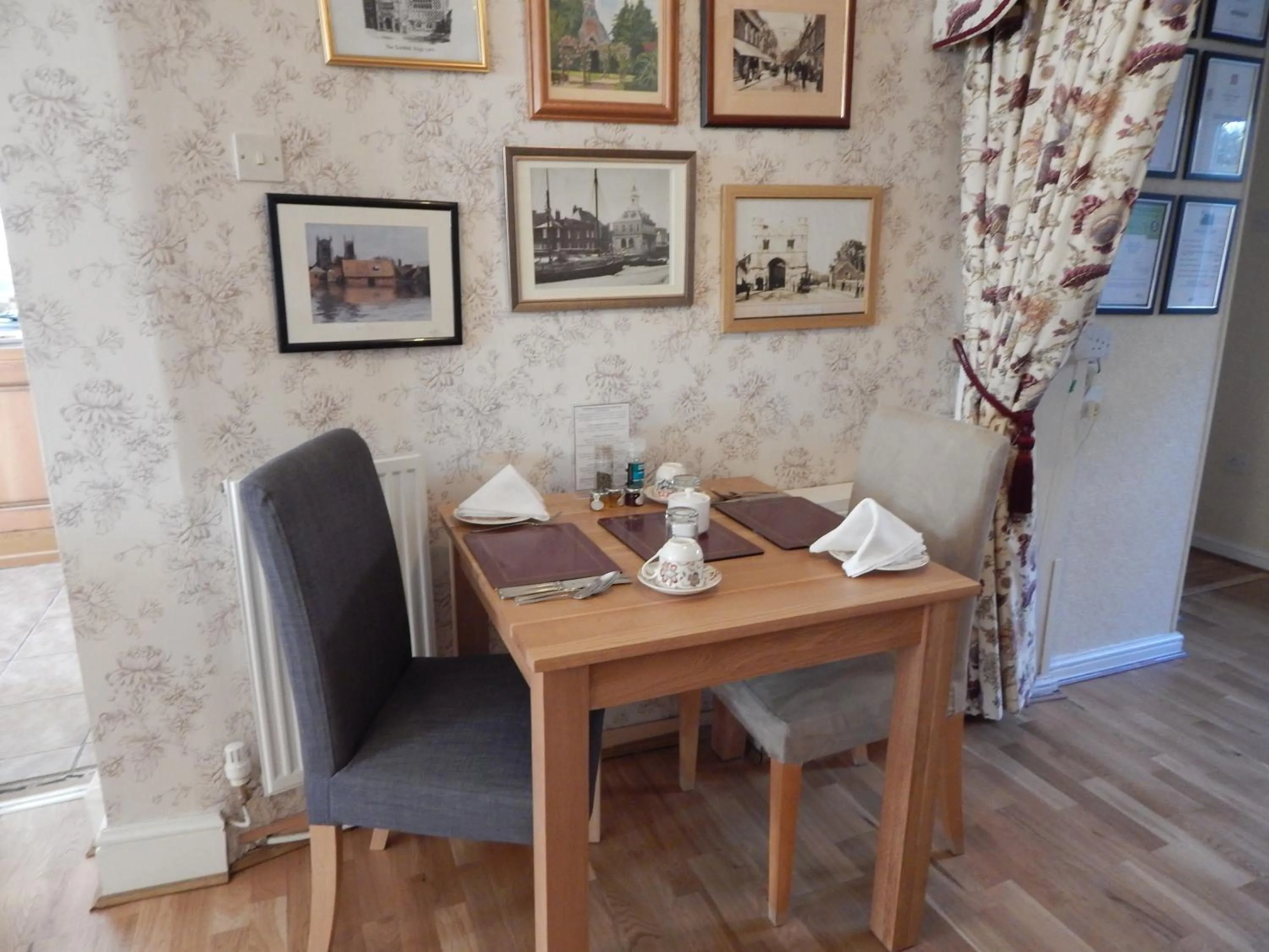 English/Irish breakfast in Fairlight Lodge