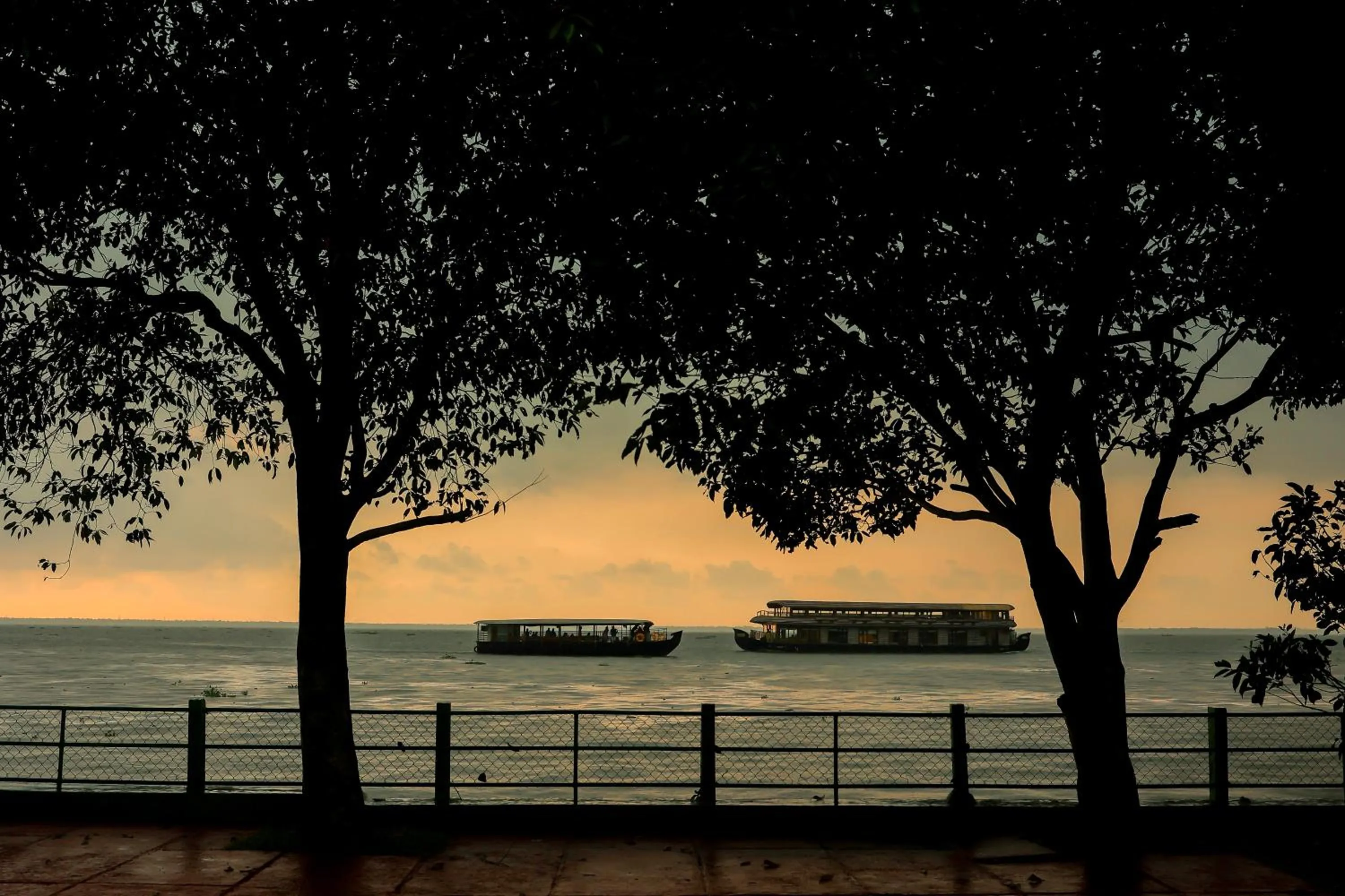 Sunset in ILLIKKALAM Lakeside Cottages Kumarakom Kerala