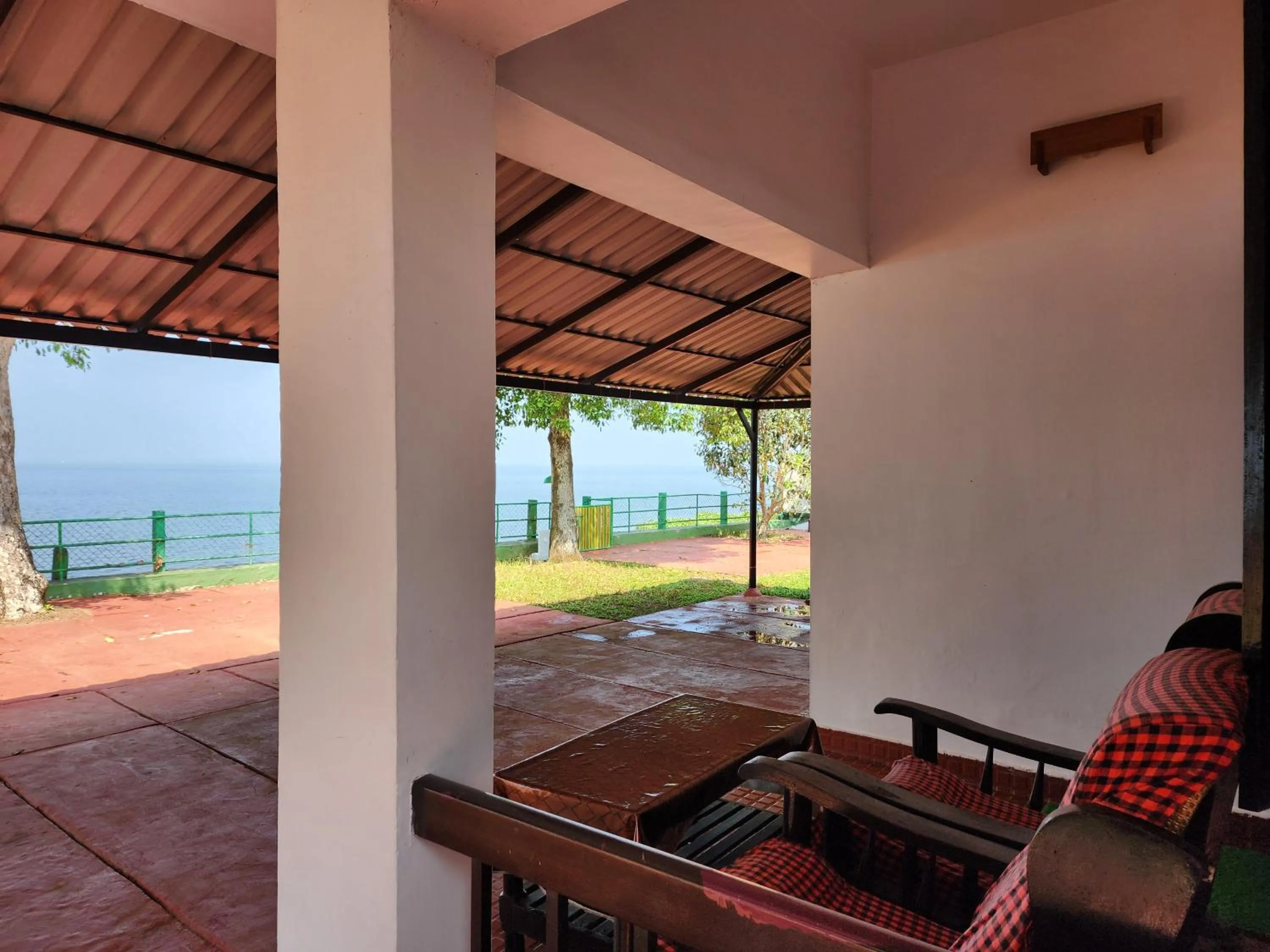 Patio in ILLIKKALAM Lakeside Cottages Kumarakom Kerala