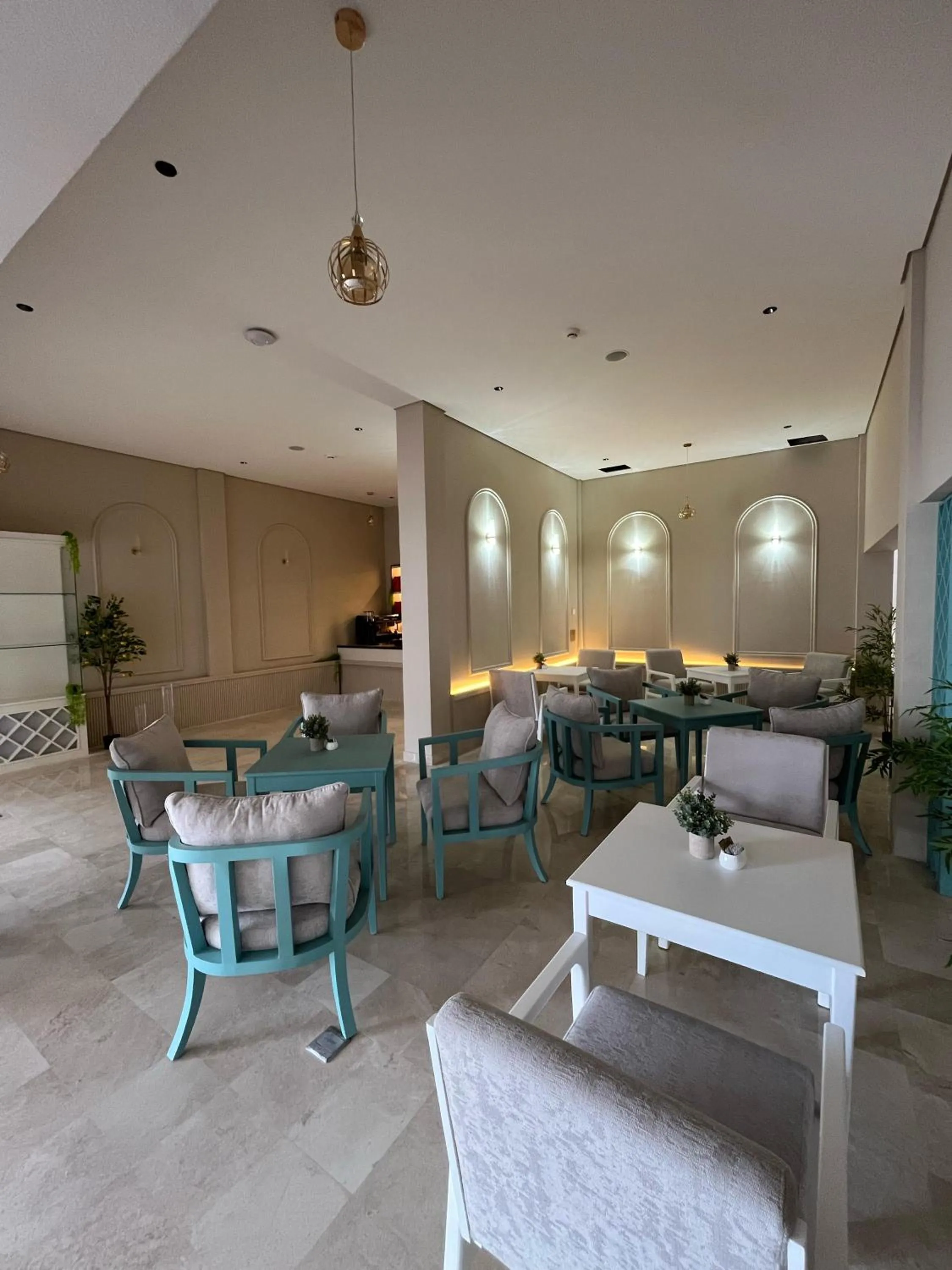 Coffee/tea facilities in Al Sawadi Beach Resort & Spa