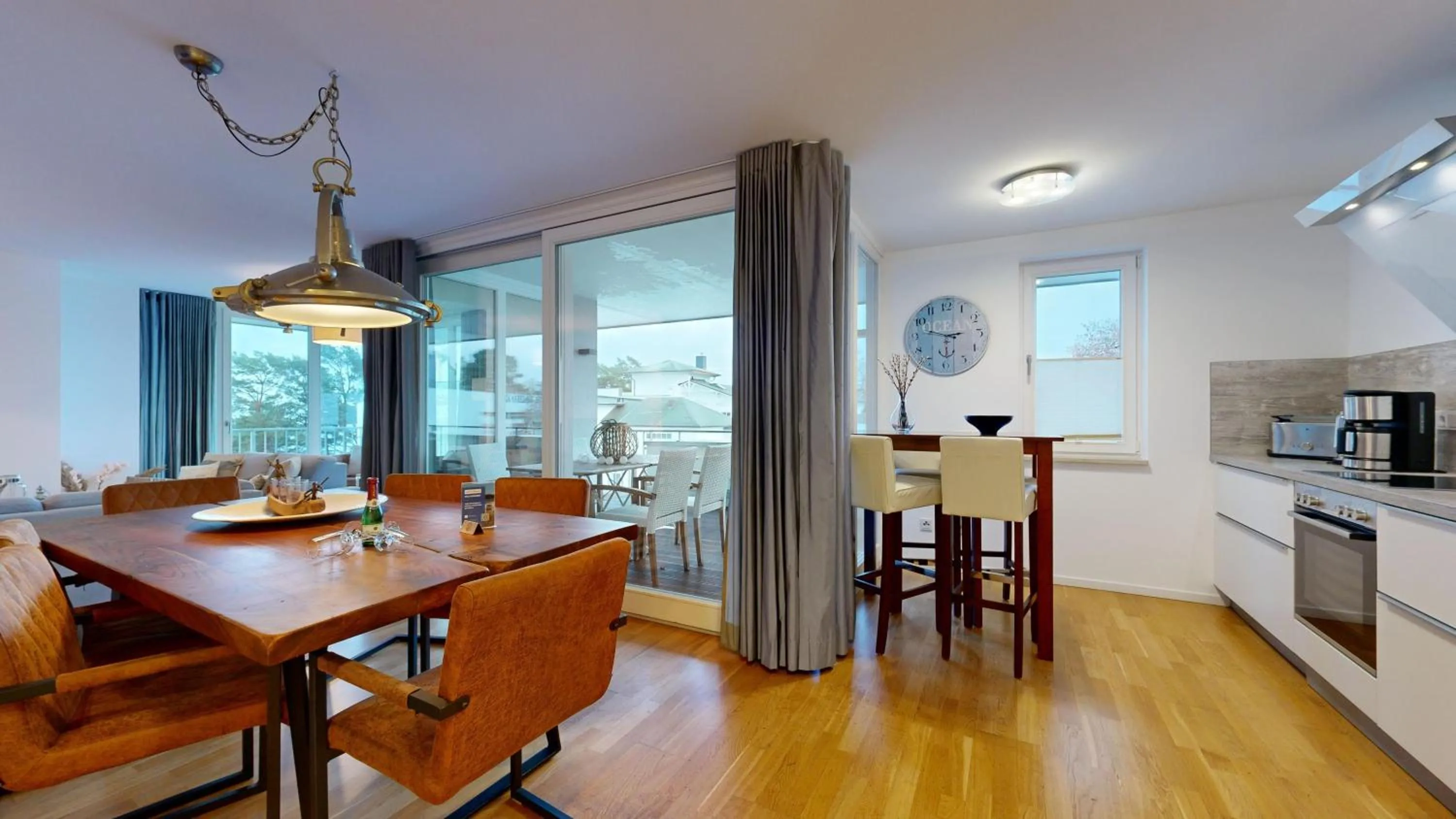 strandnahe FeWo mit Dachterrasse und Meerblick, Strandhaus Seeblick, Binz