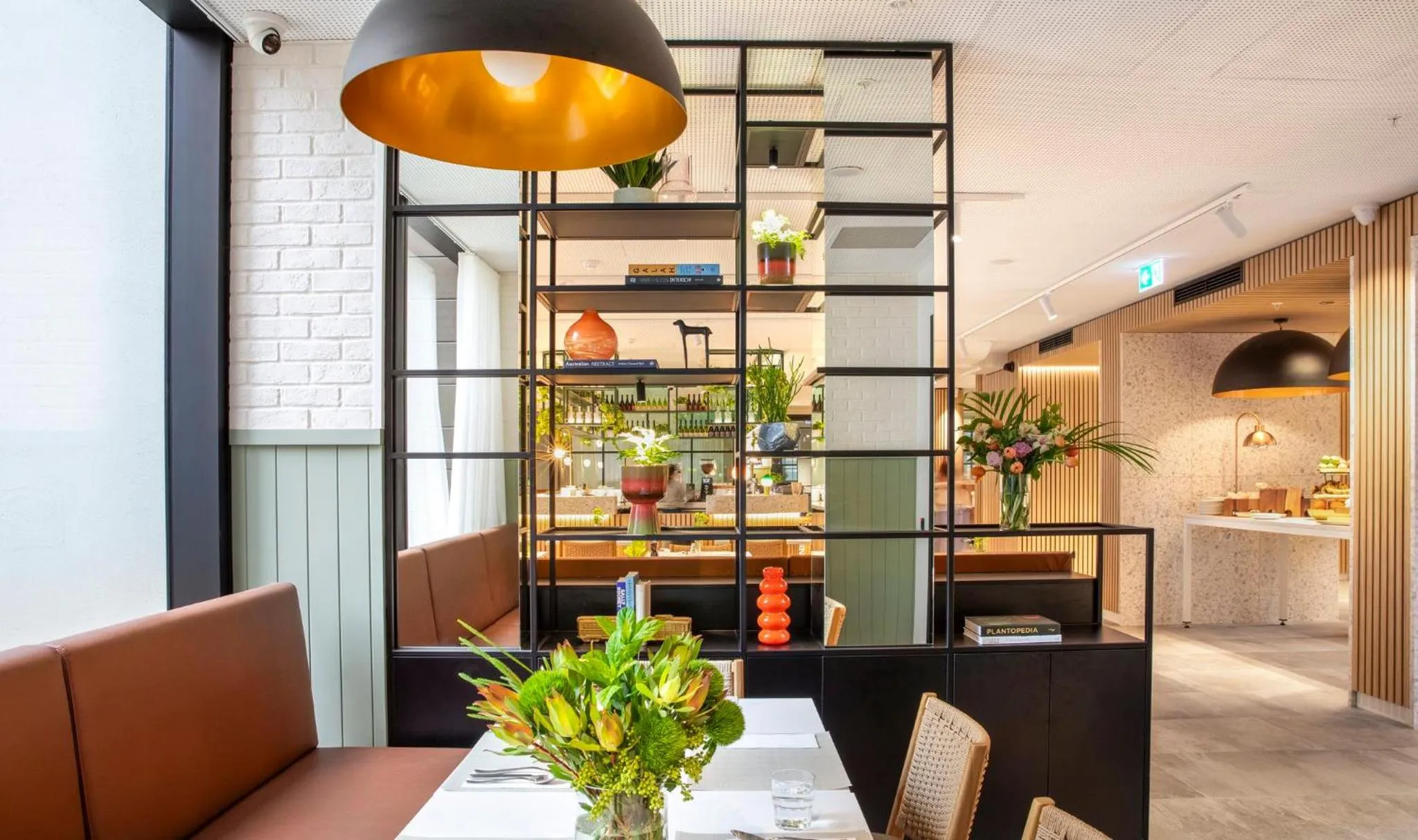 Restaurant/places to eat in Holiday Inn Melbourne Bourke Street Mall by IHG