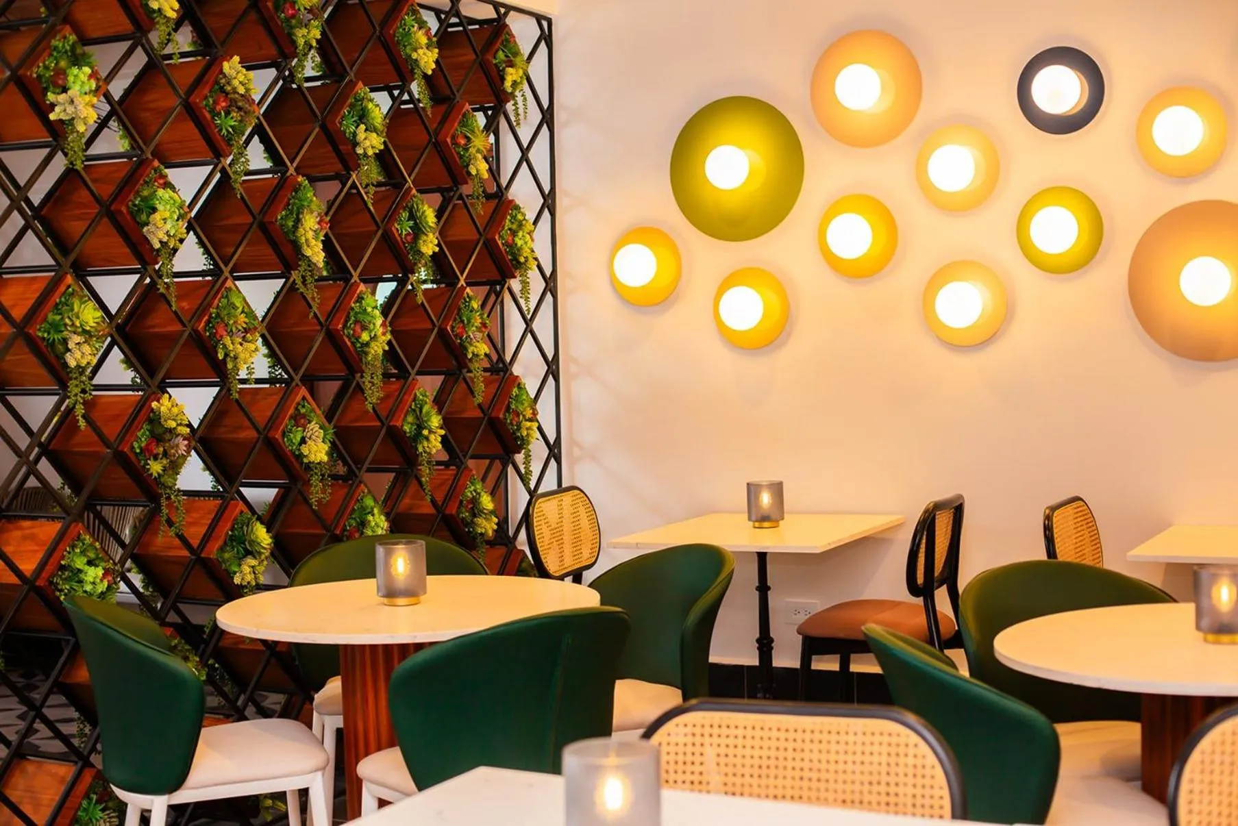 Restaurant/places to eat in voco Lake Nicaragua - Granada by IHG