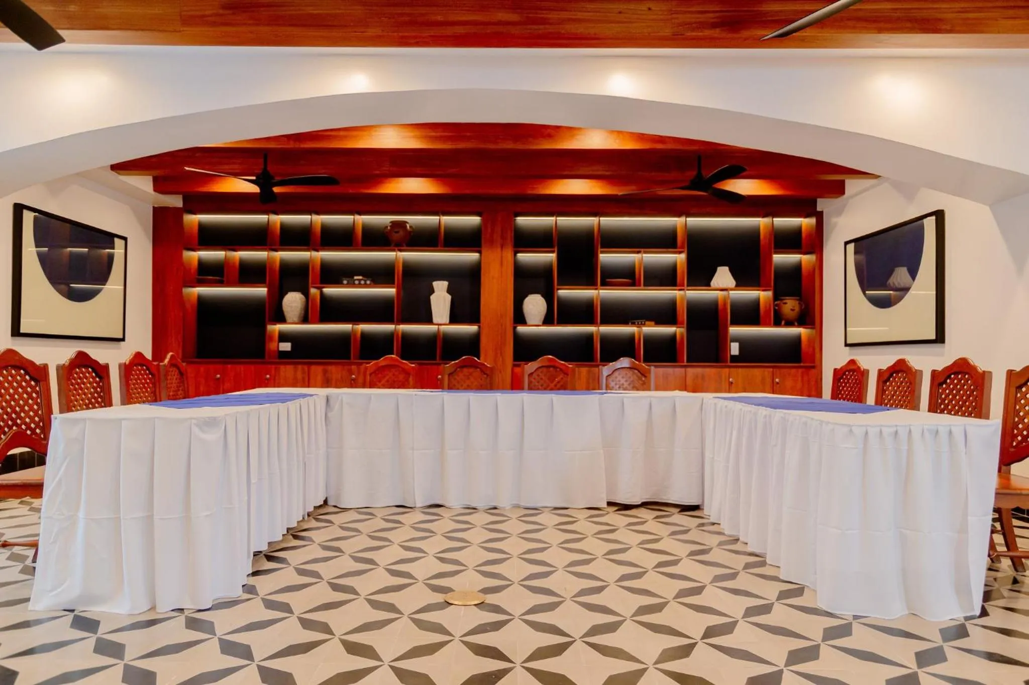 Meeting/conference room in voco Lake Nicaragua - Granada by IHG
