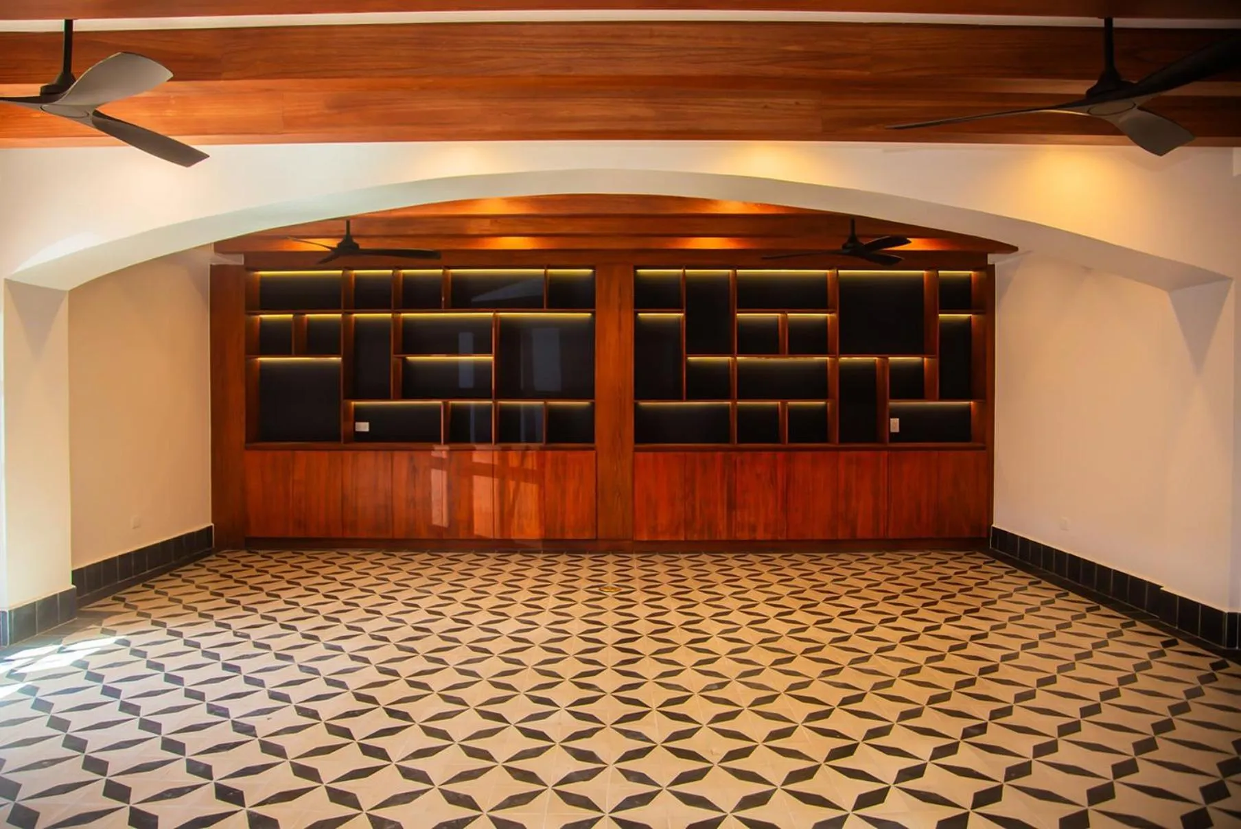 Meeting/conference room in voco Lake Nicaragua - Granada by IHG