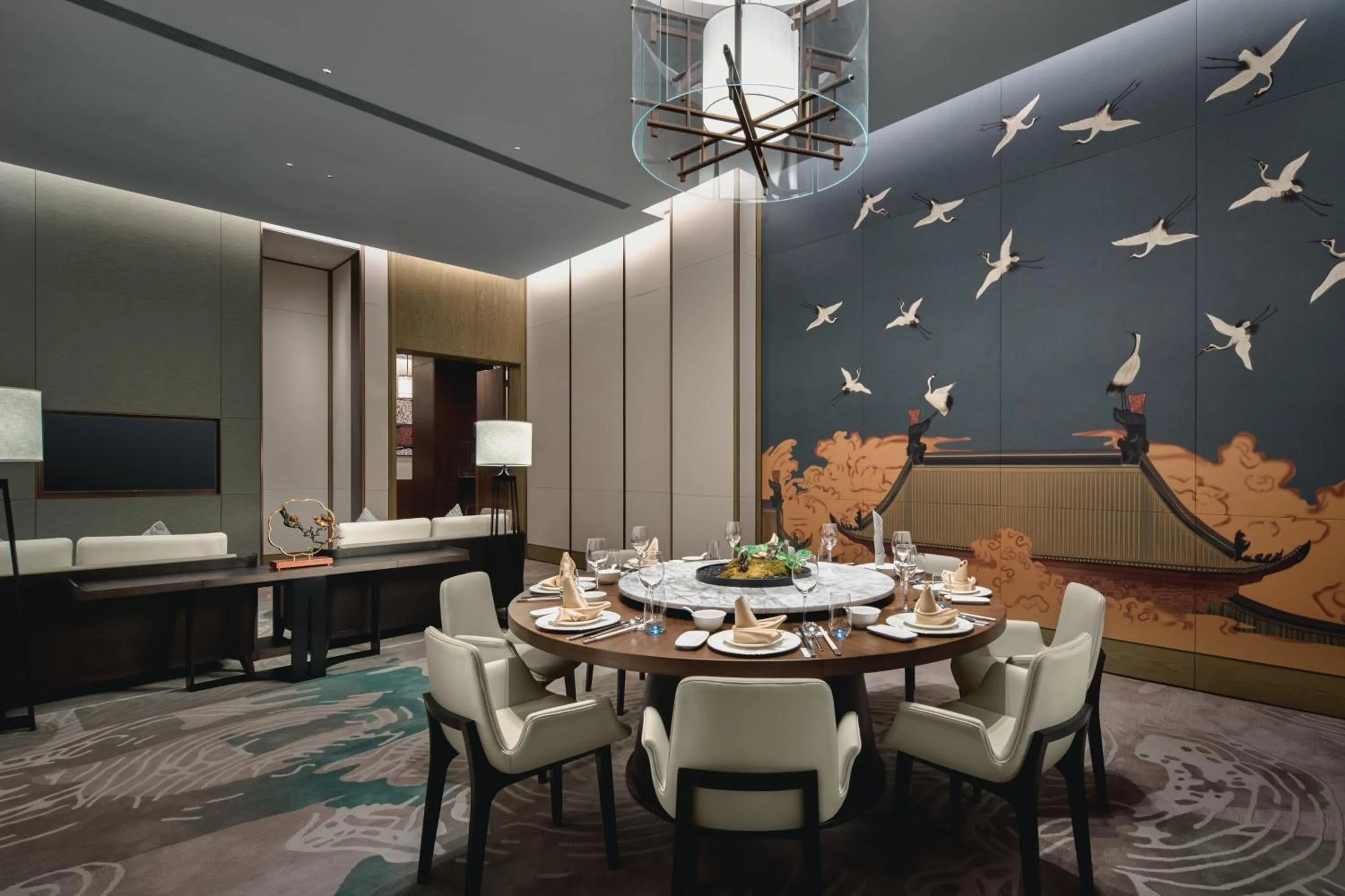 Restaurant/places to eat in Crowne Plaza Wuhan Tianhe Airport by IHG