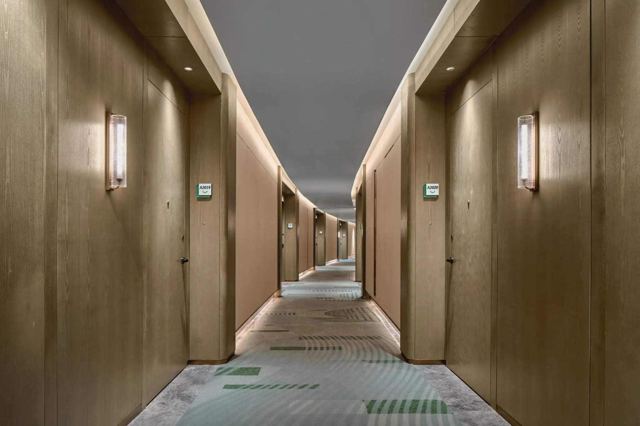 Lobby or reception in Holiday Inn Wuhan Tianhe Airport by IHG