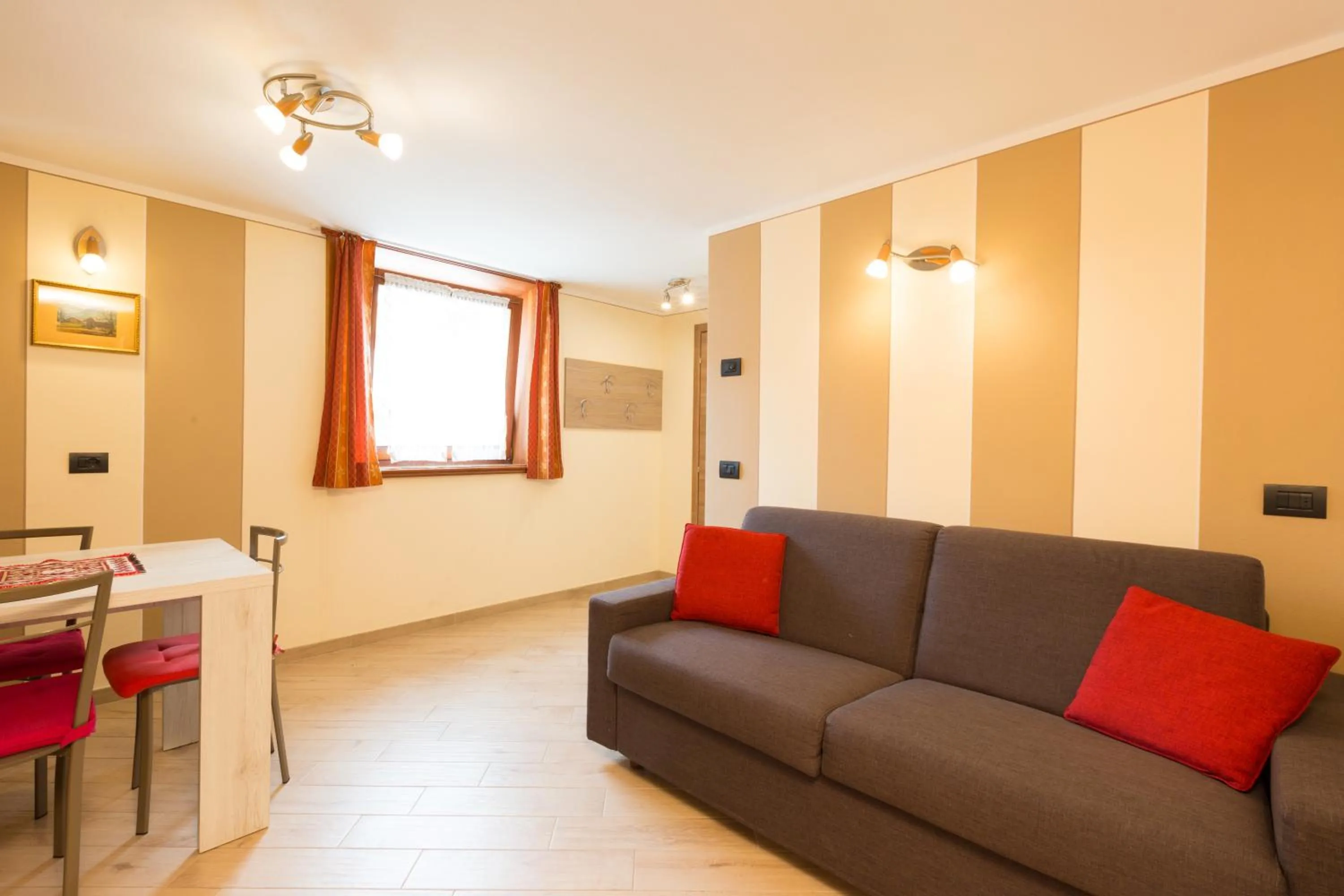 BAITA NICOLETTA Brown - Breta Holidays SPA Apartments