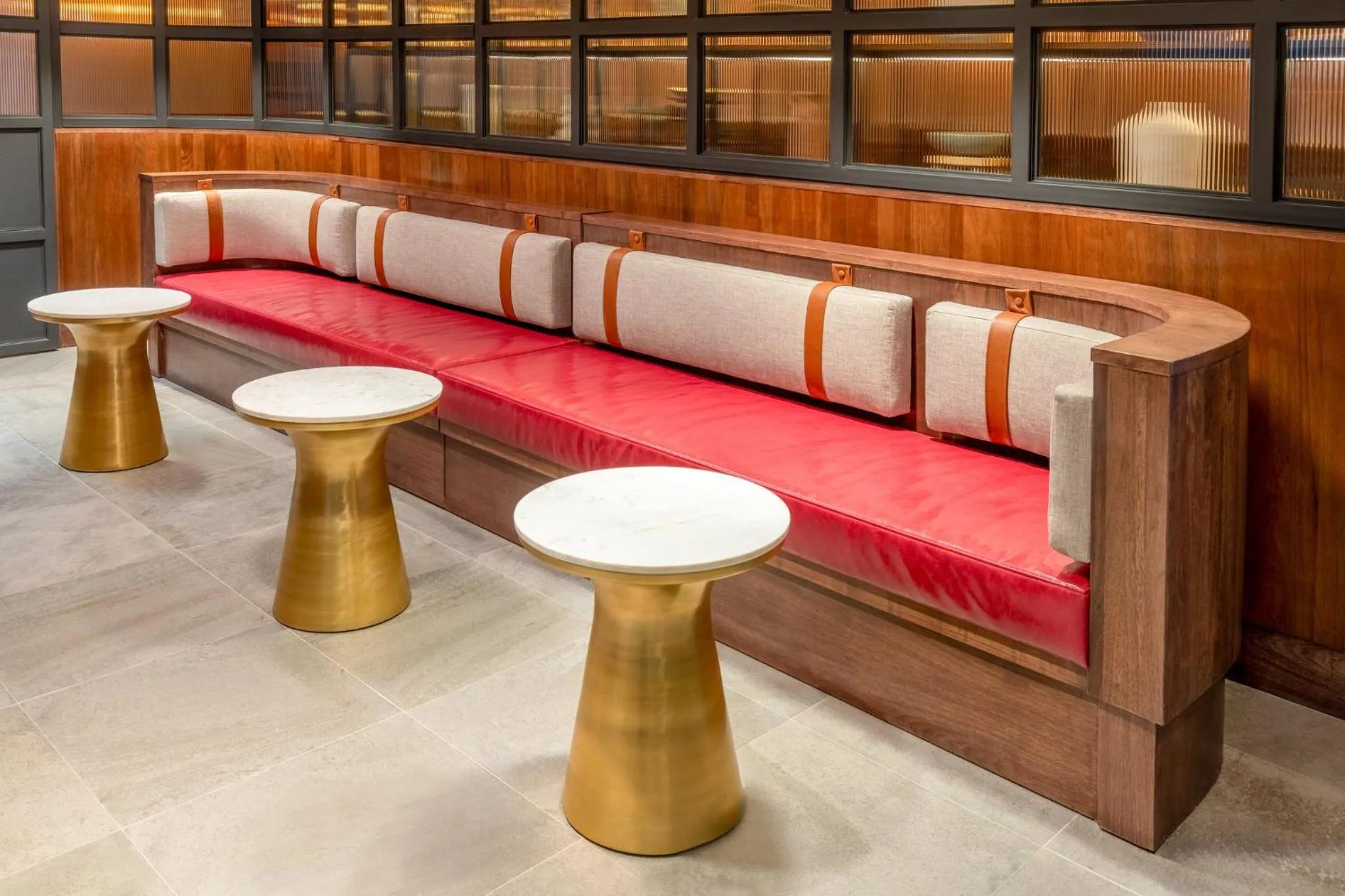 Restaurant/places to eat in voco Astoria by IHG