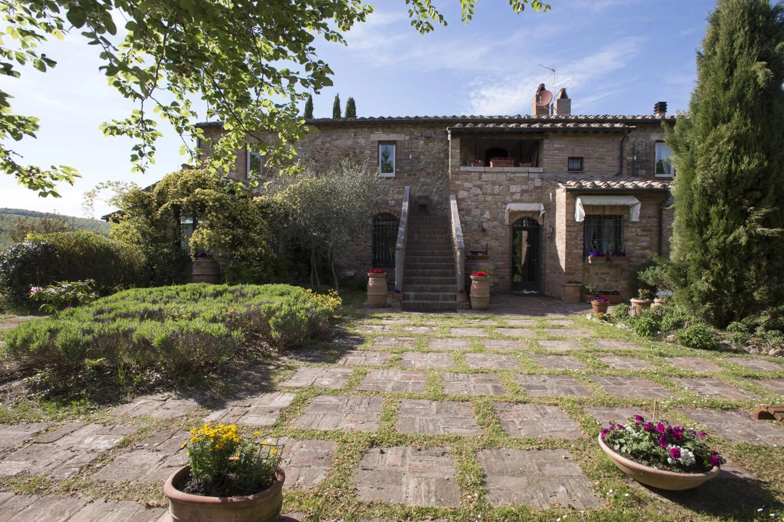 Facade/entrance in La Vittoria 10 – La Soglia della Val d’Orcia