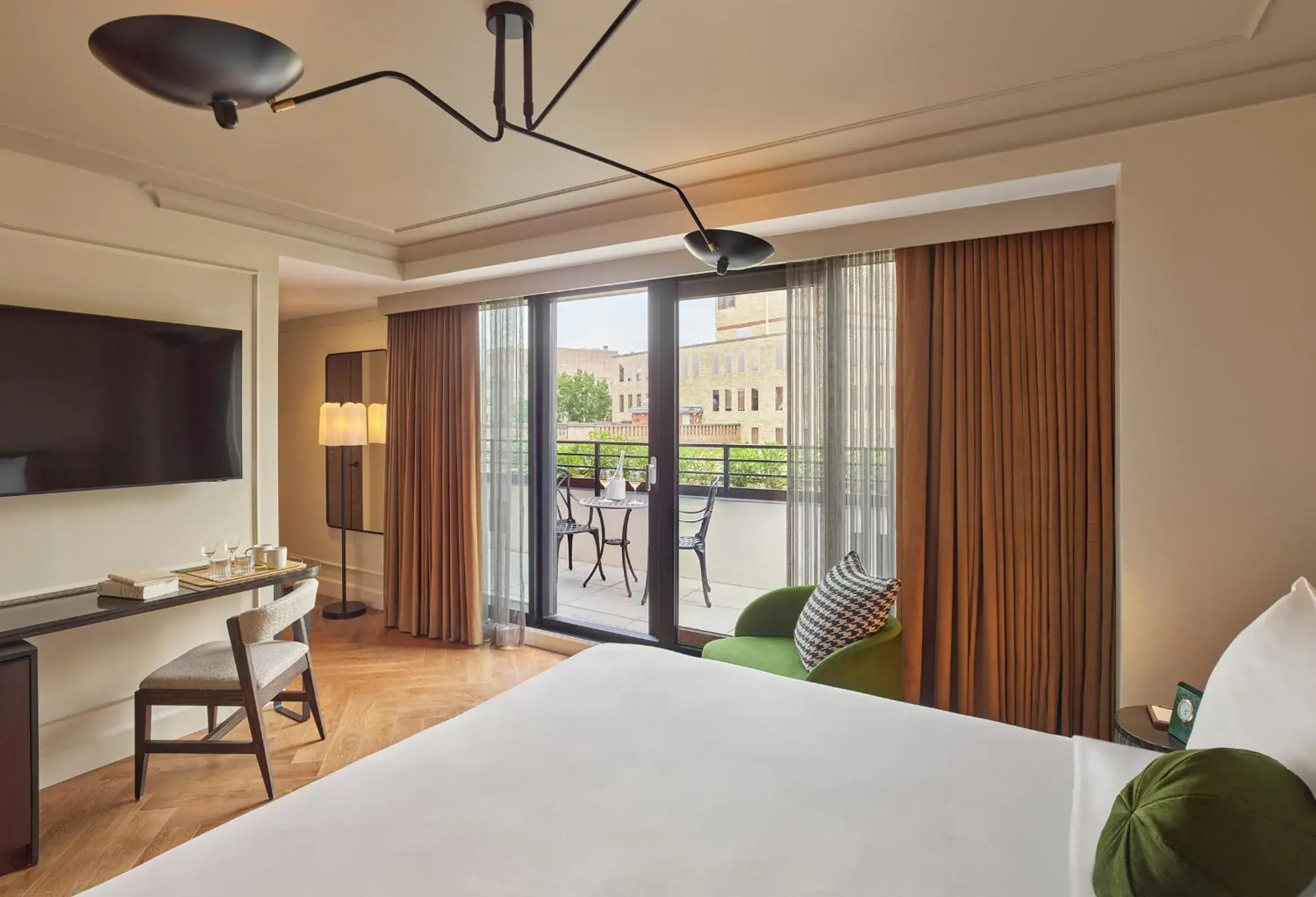 King Suite with Balcony in Sixty DC King Suite with Balcony in Sixty DC