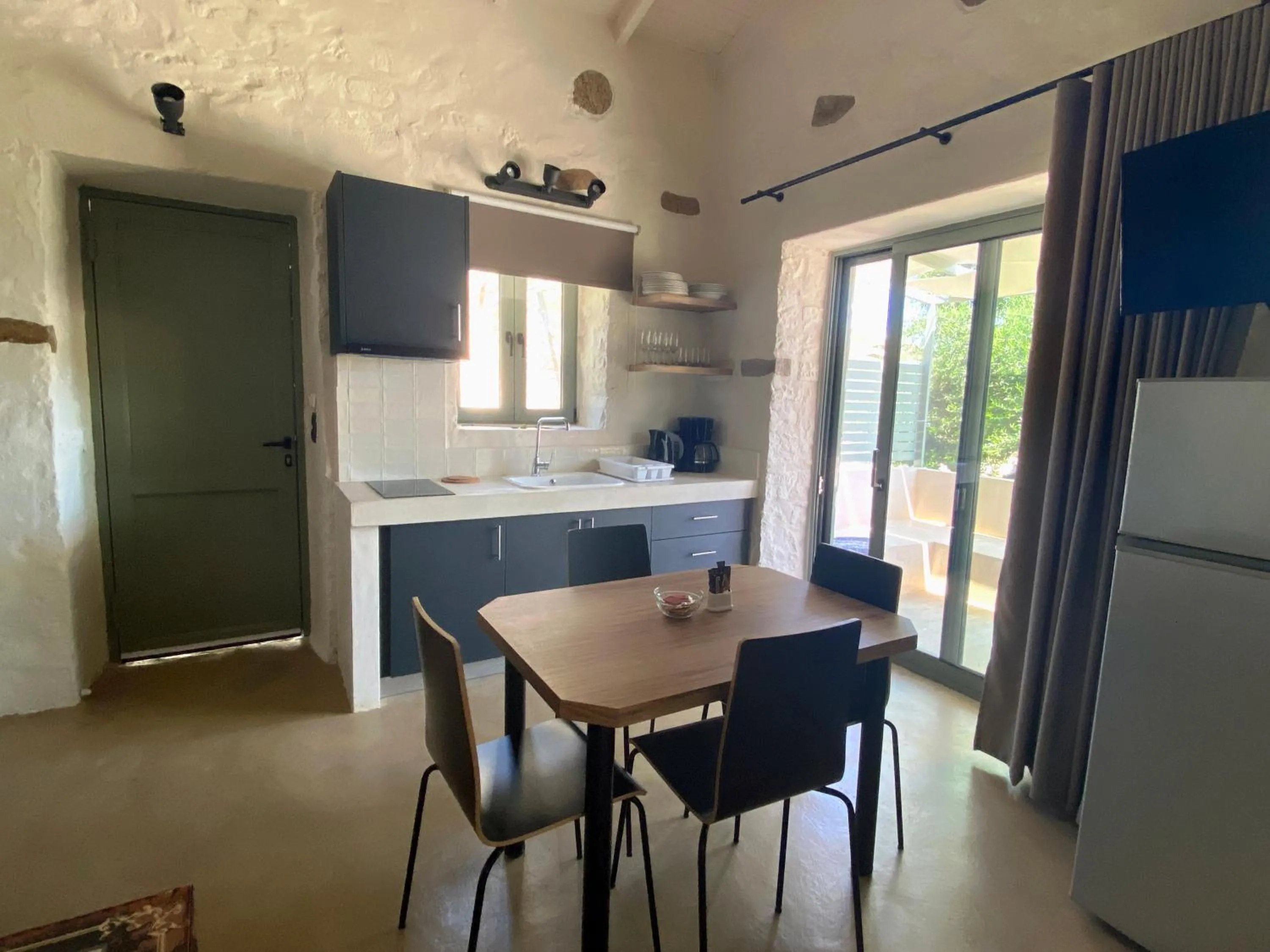 Dining area in Afentiko Pigadi