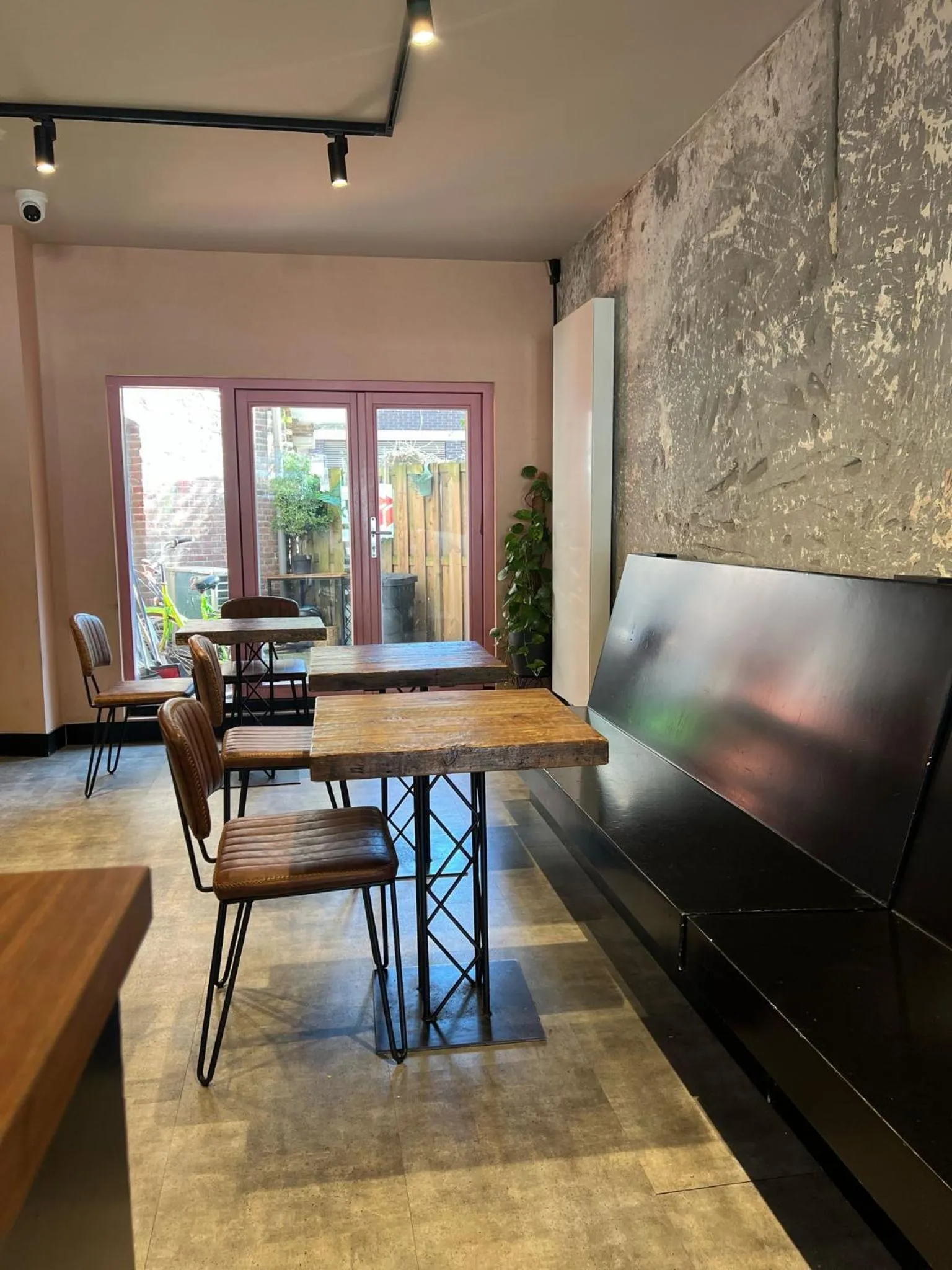 Lobby or reception in Amigo Hotel