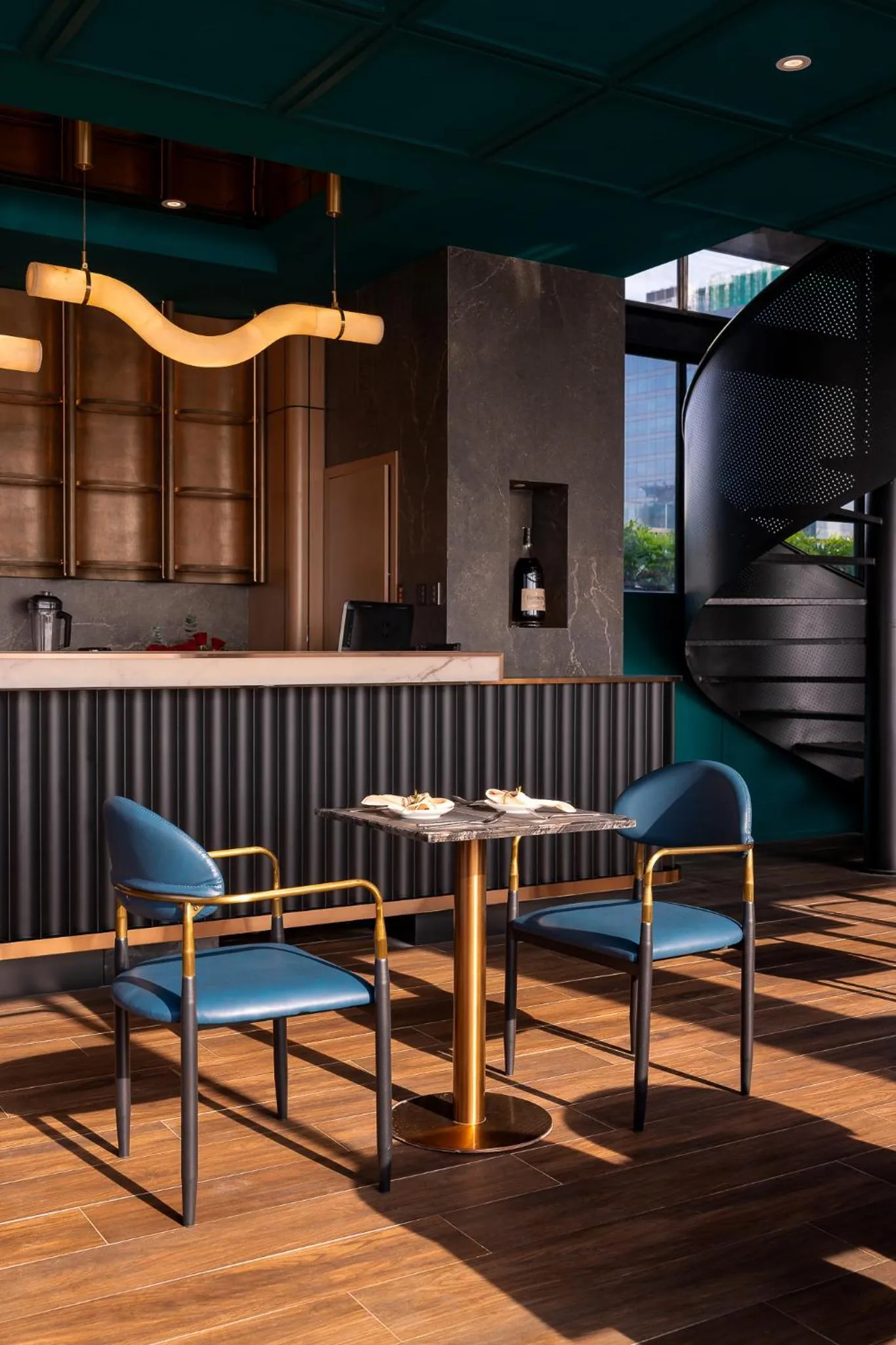 Restaurant/places to eat in Adora Mira Riverside