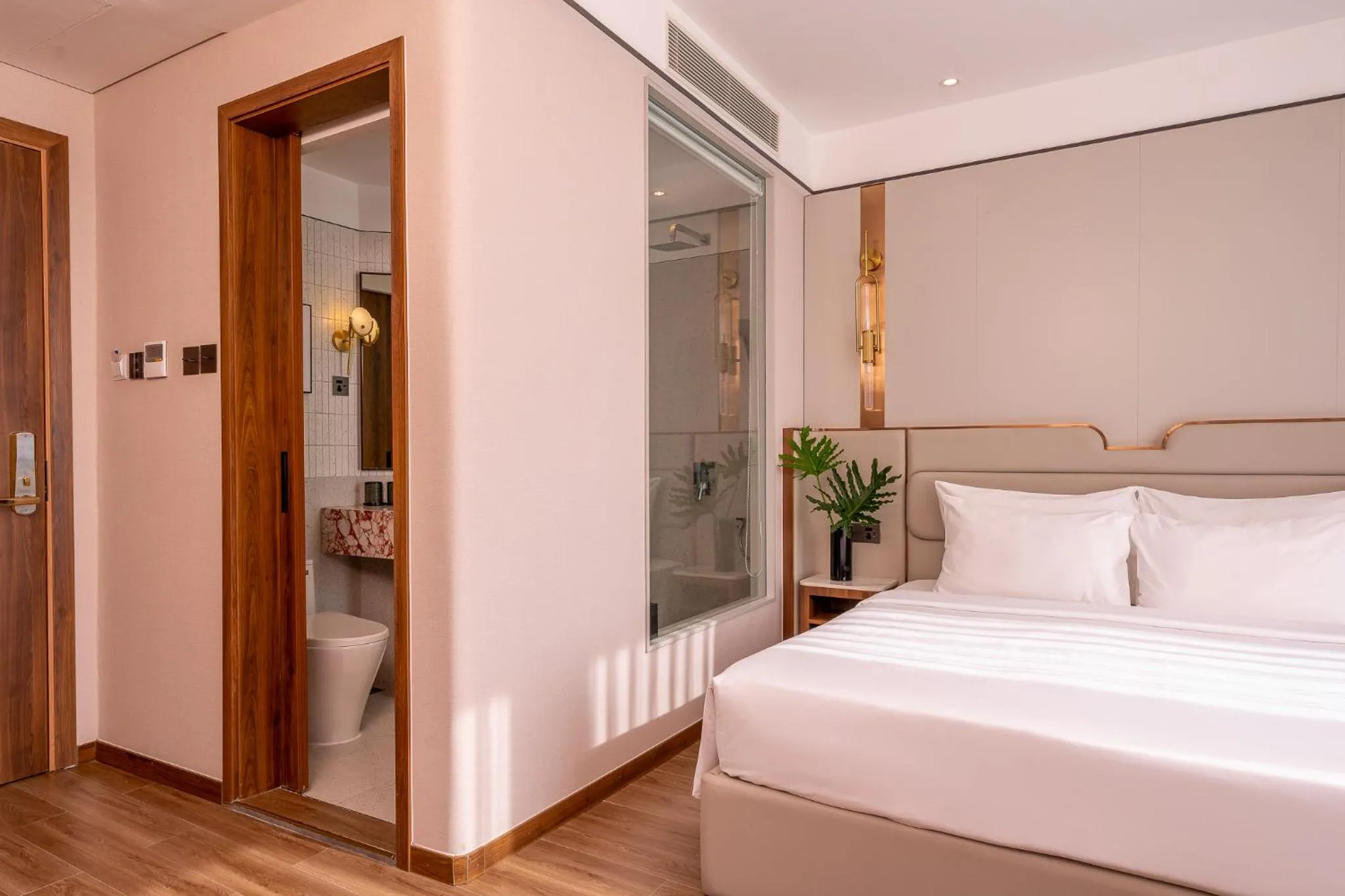 Shower, Bed in Adora Mira Riverside