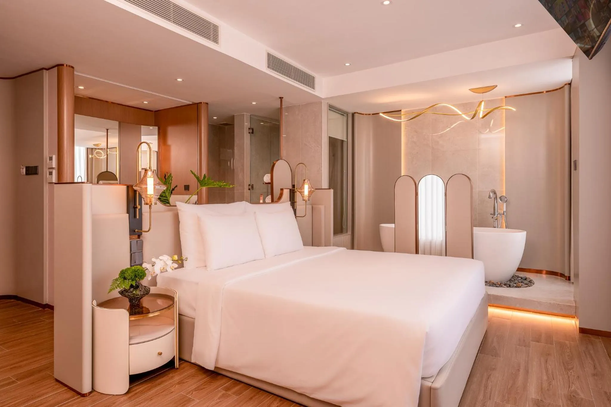 Bathroom, Bed in Adora Mira Riverside