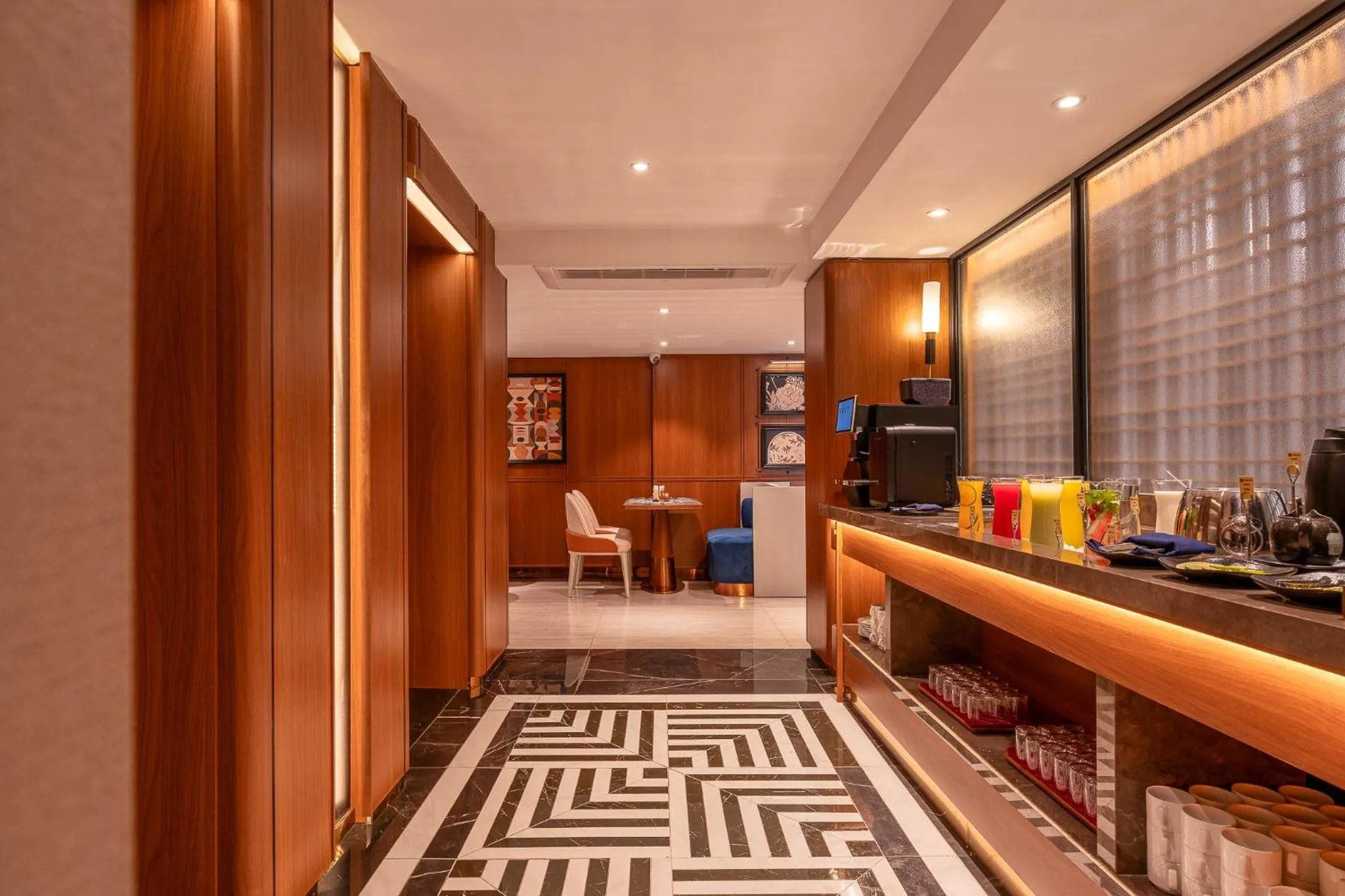 Restaurant/places to eat in Adora Mira Riverside