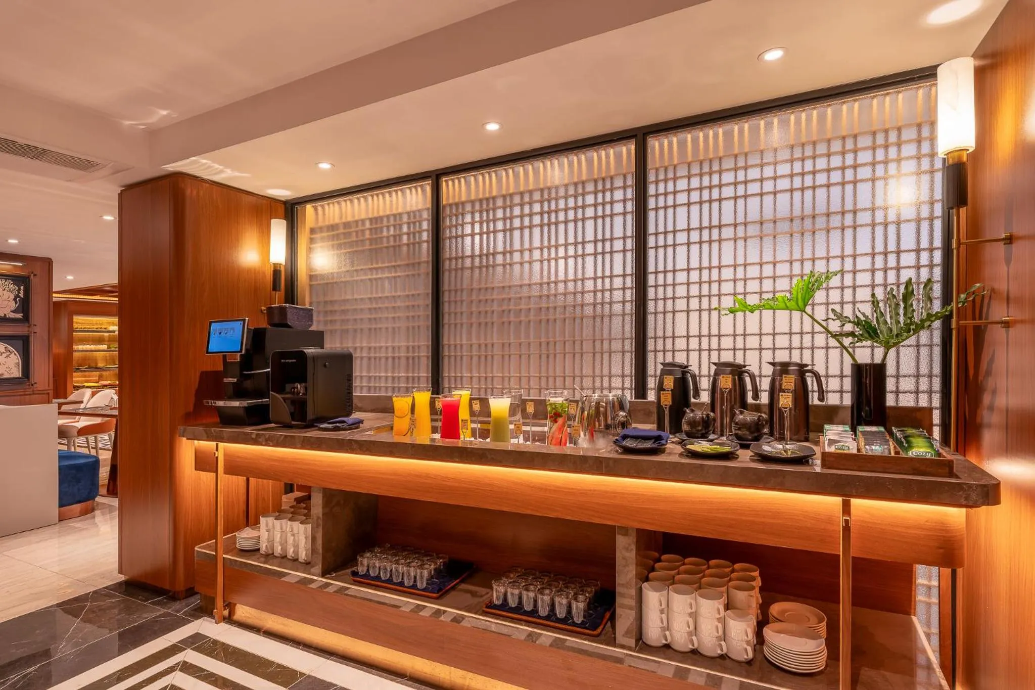 Restaurant/places to eat in Adora Mira Riverside