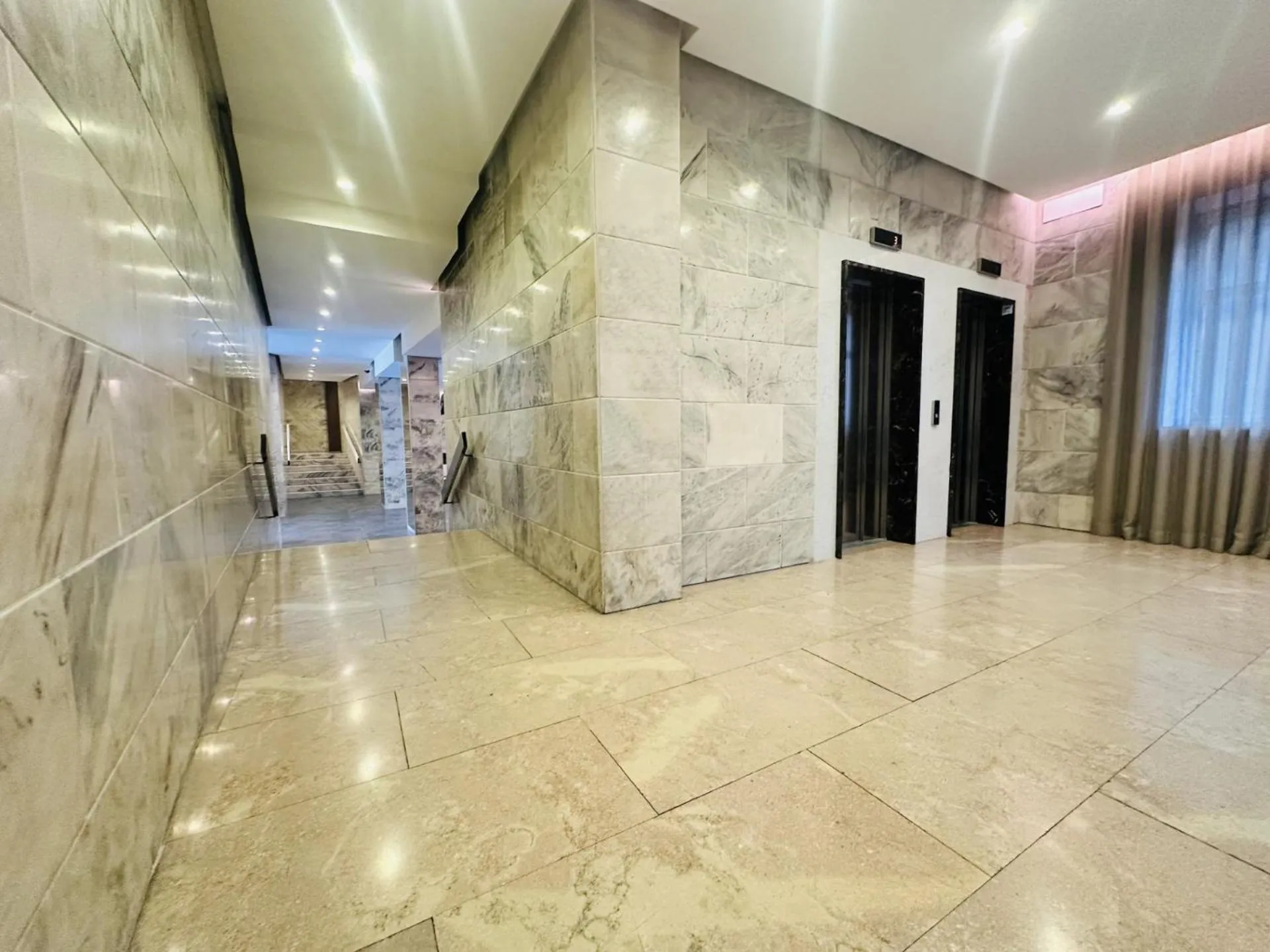 Facade/entrance in The FLOOR