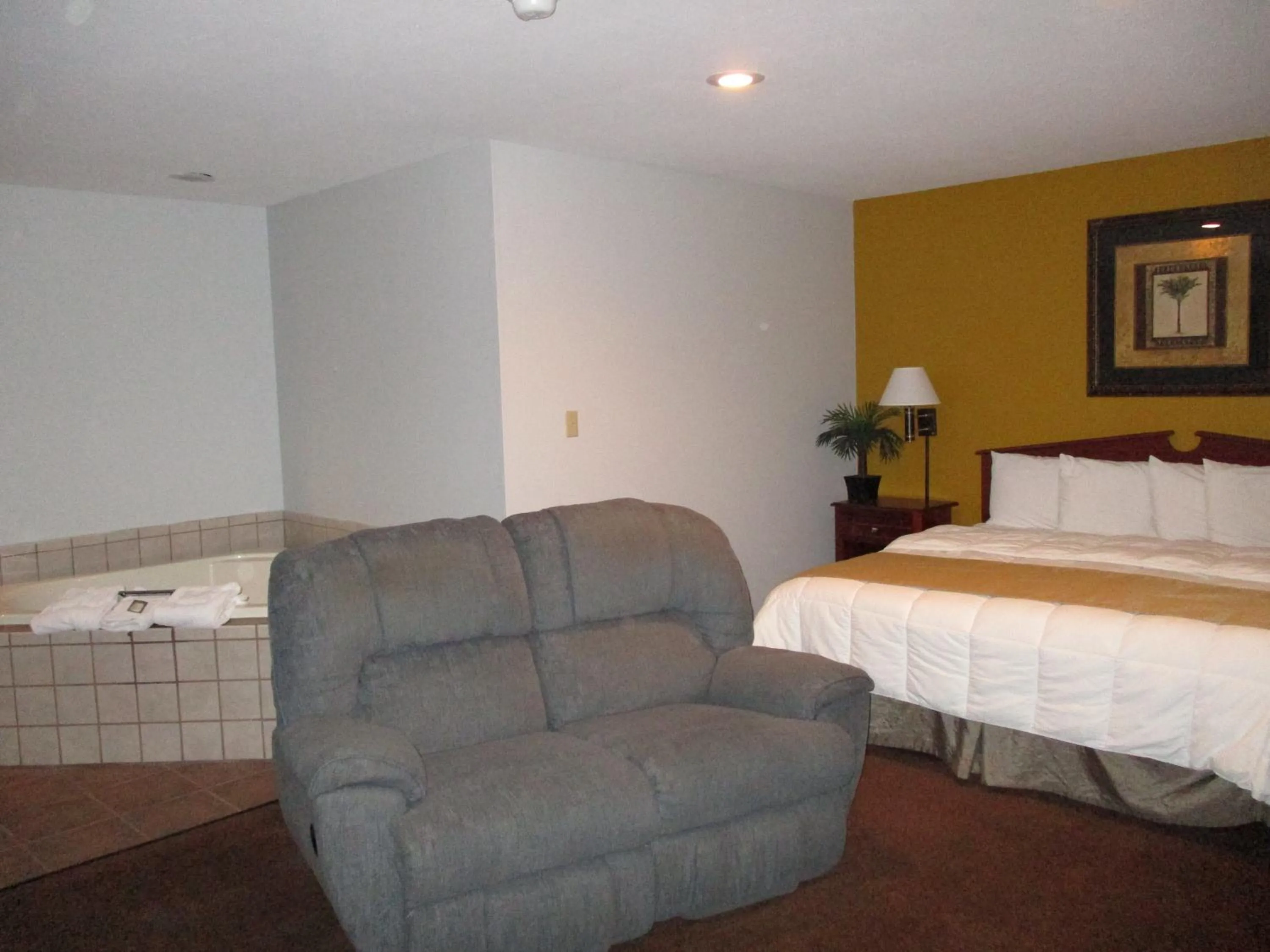 Bed in Heritage Inn Express