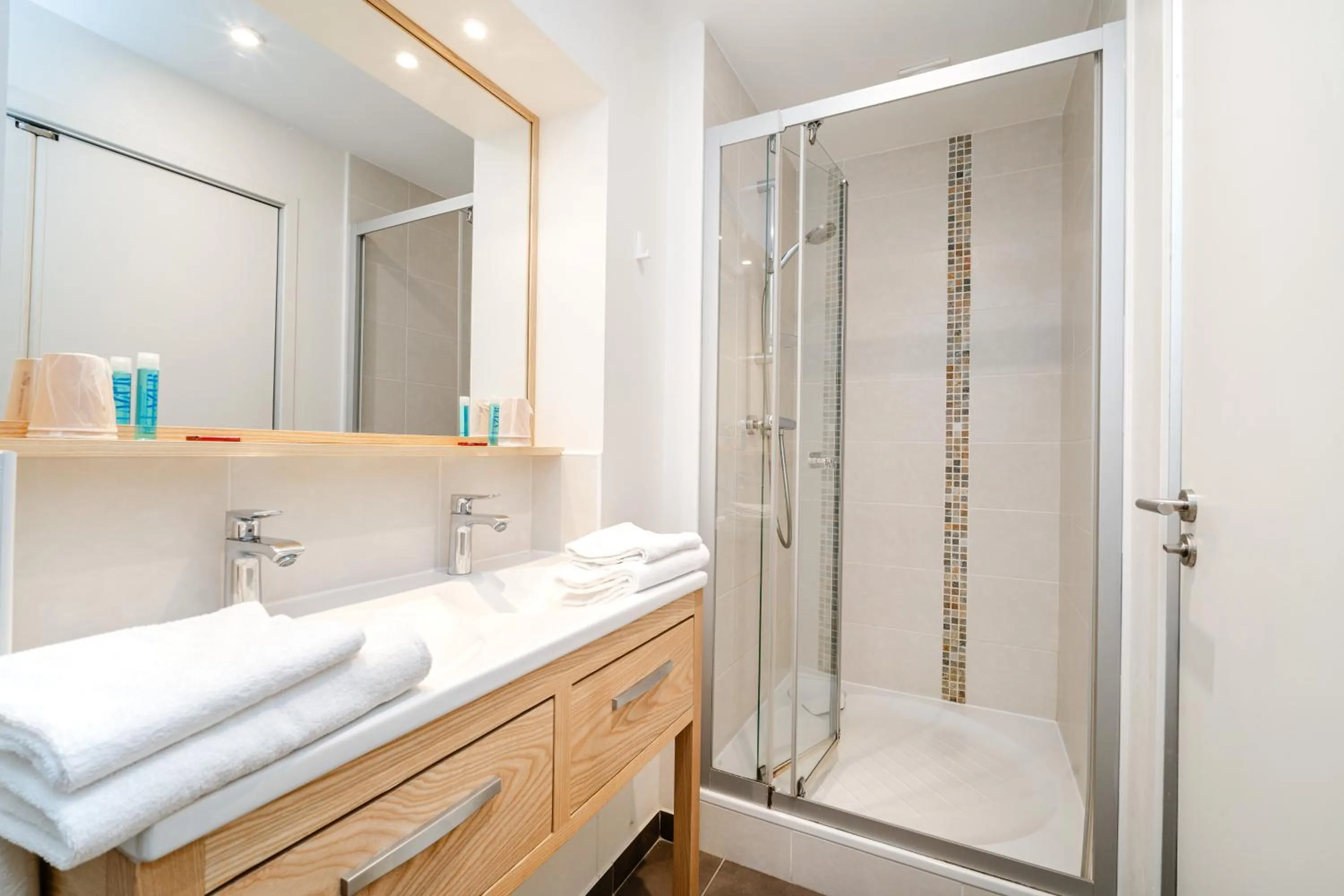 Bathroom in Village Vacances 3* Ternélia Les Résidences d'Armor