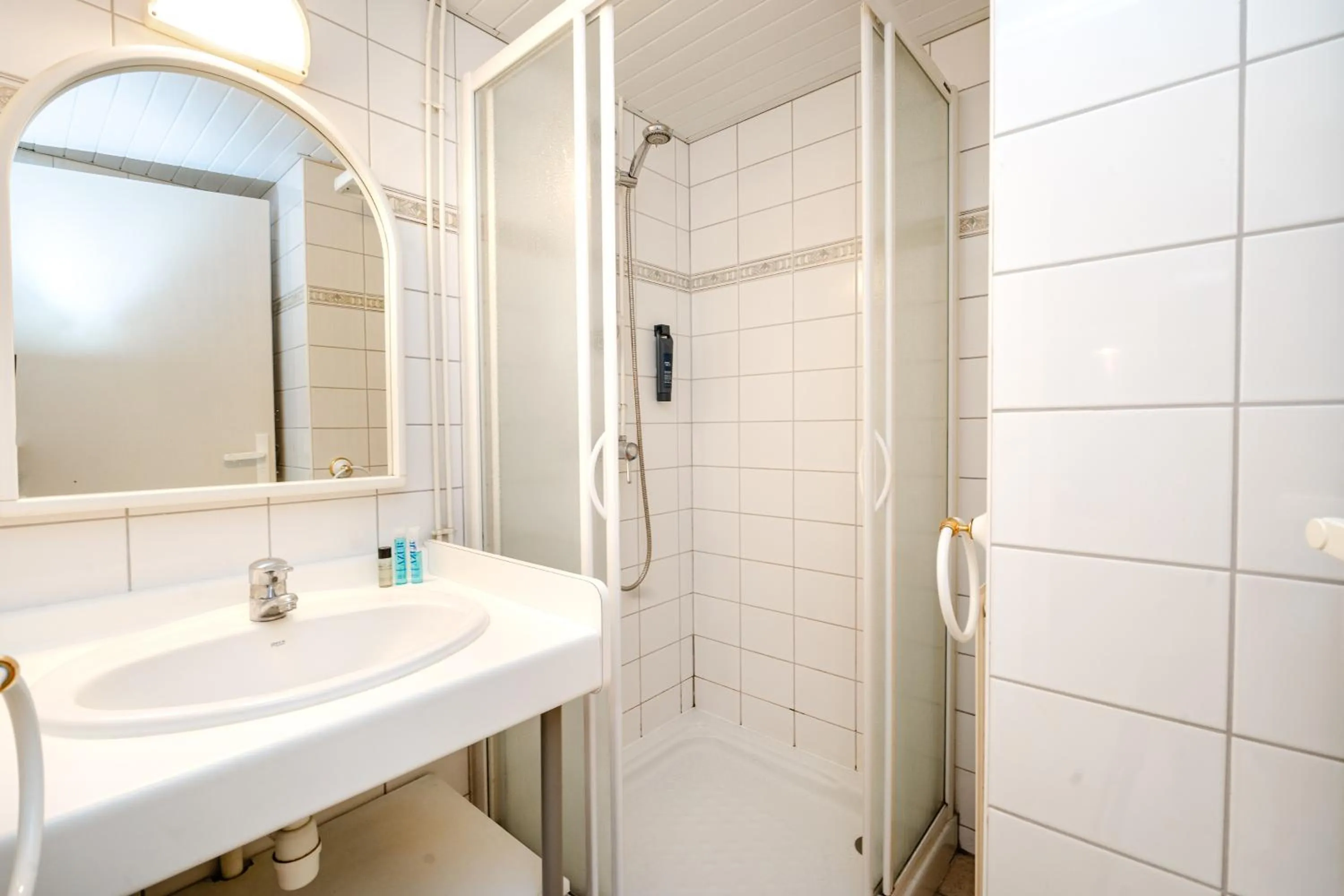 Bathroom in Village Vacances 3* Ternélia Les Résidences d'Armor