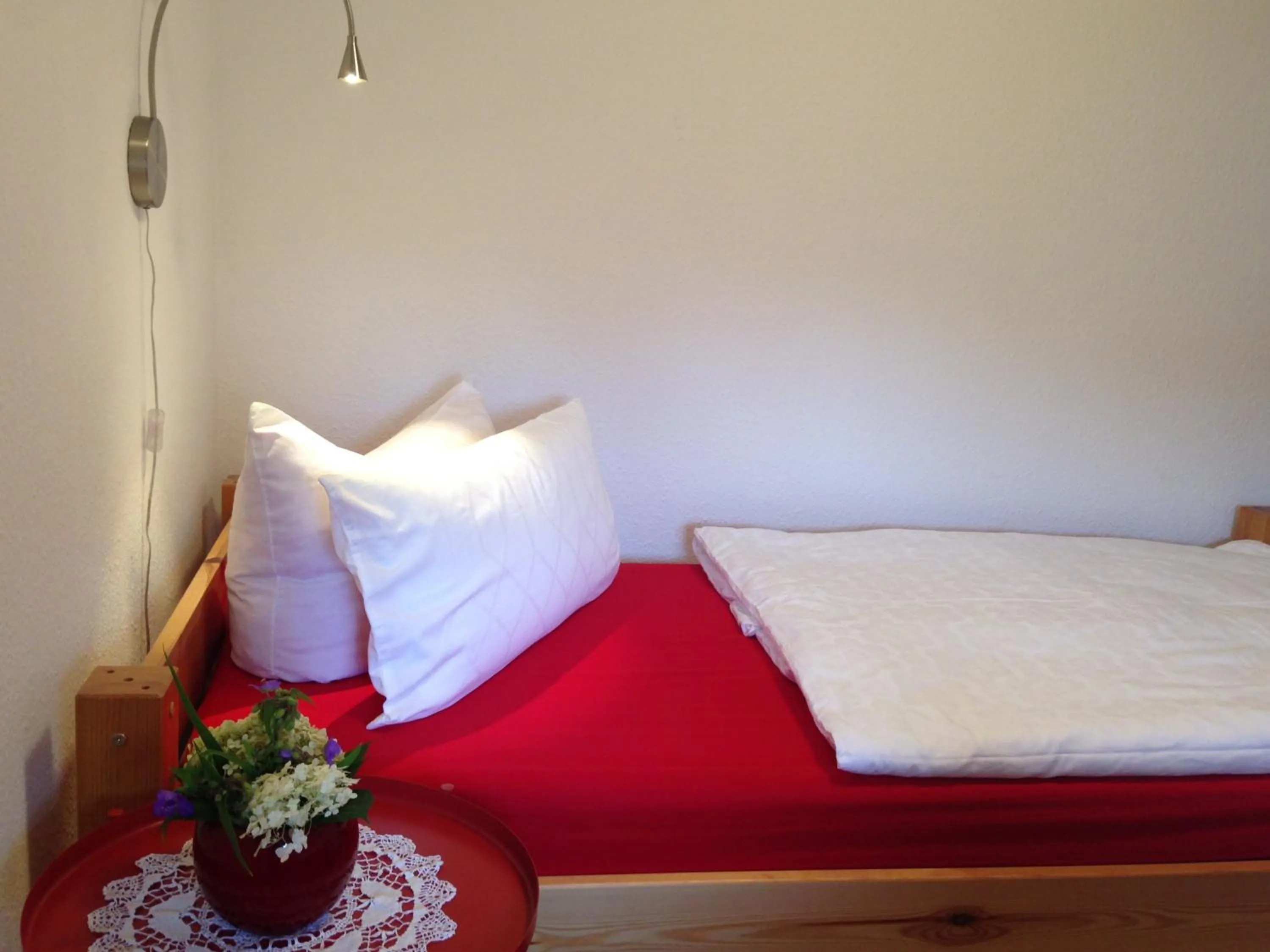 Bedroom, Bed in SchlossparkFerienwohnungen Rheinsberg mit Garten
