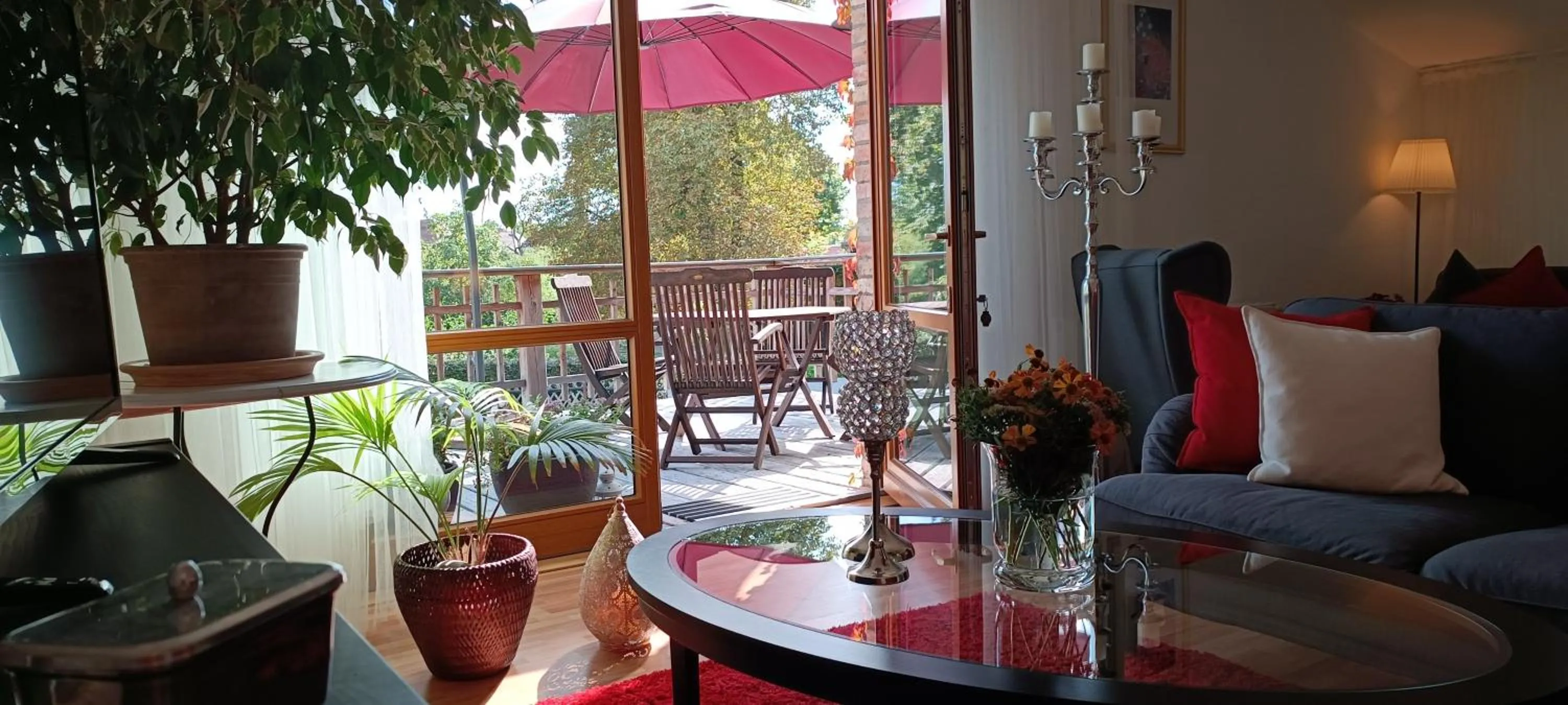 Balcony/Terrace in SchlossparkFerienwohnungen Rheinsberg mit Garten