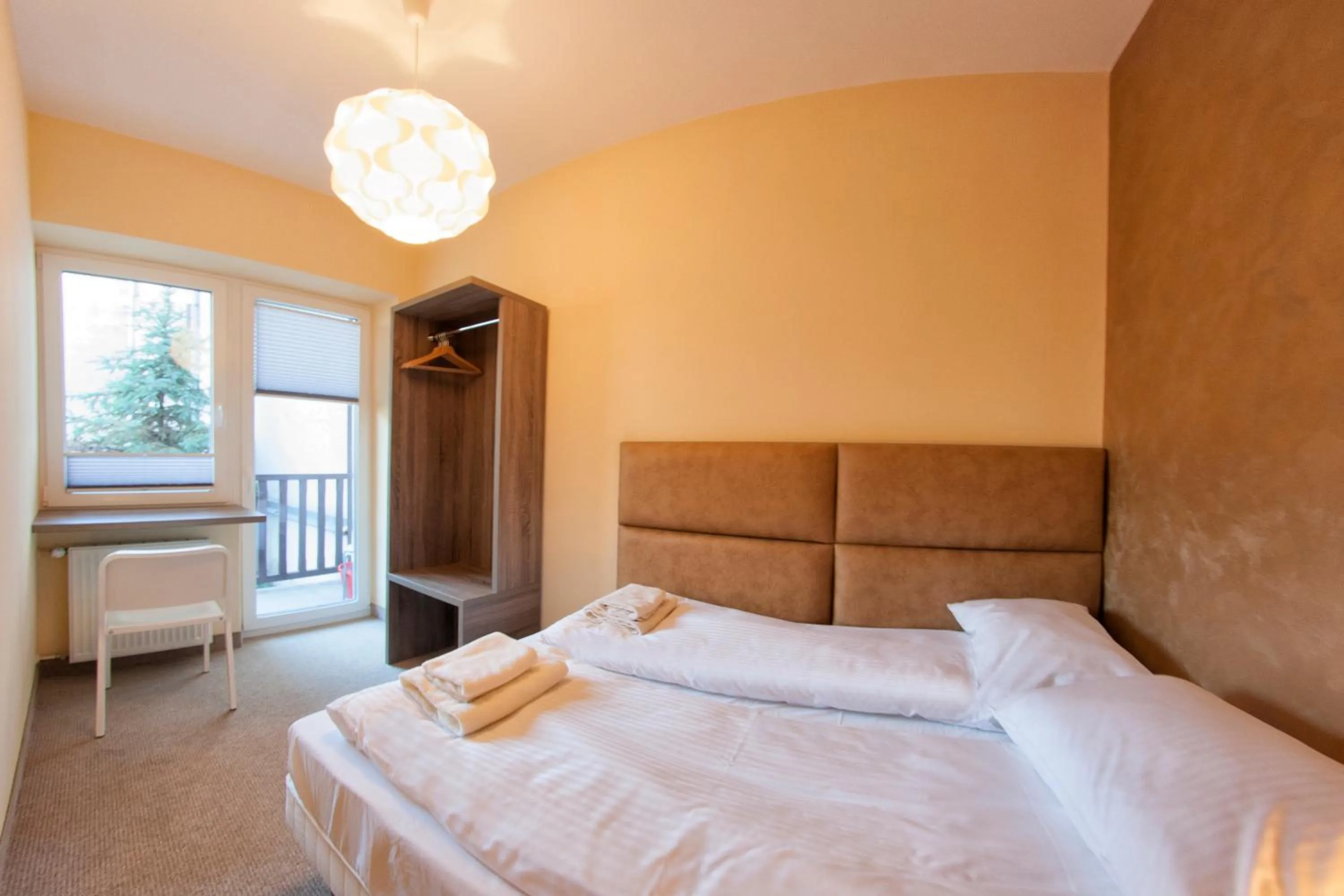 Bed in Yourplace Central Apartments