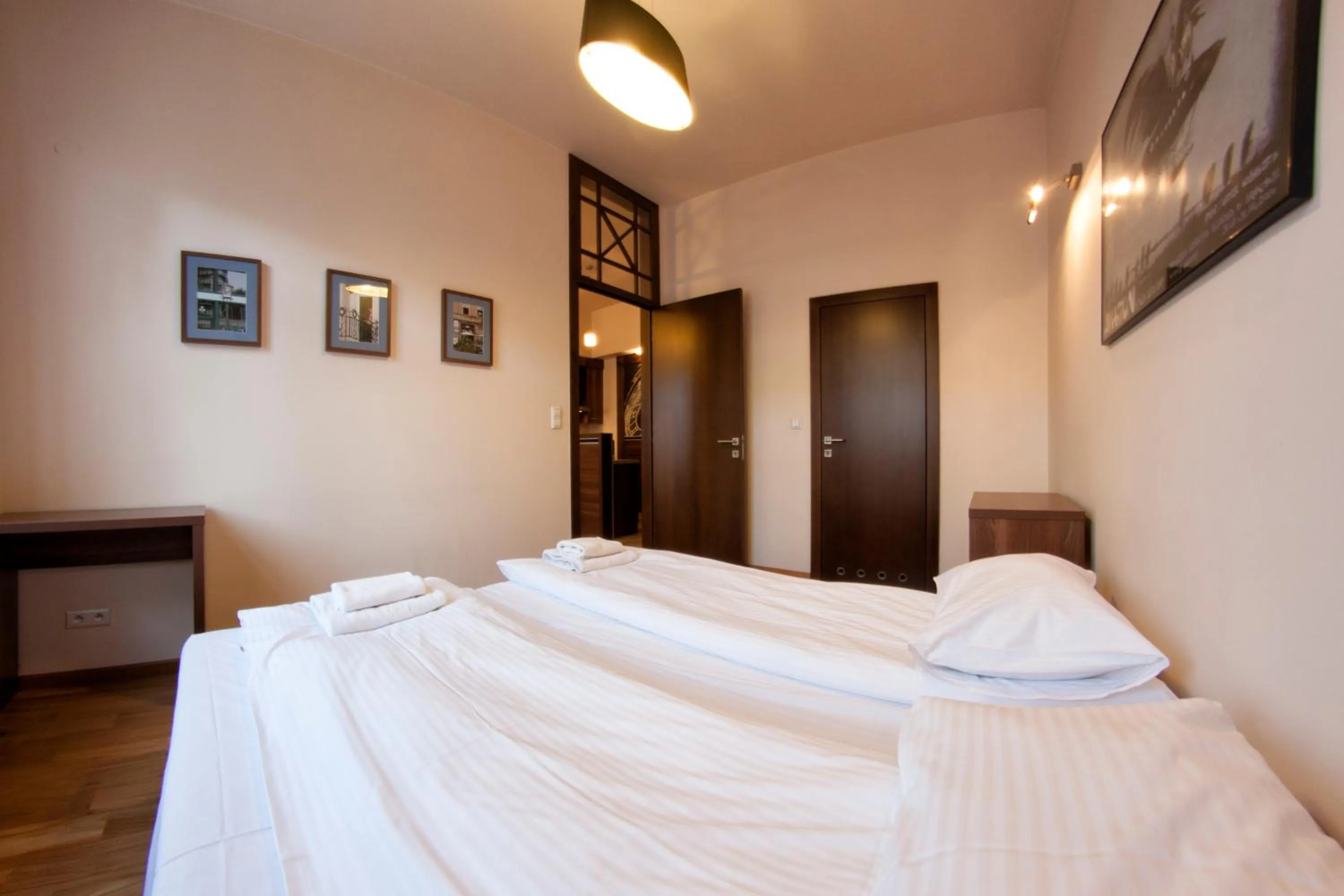 Bed in Yourplace Central Apartments