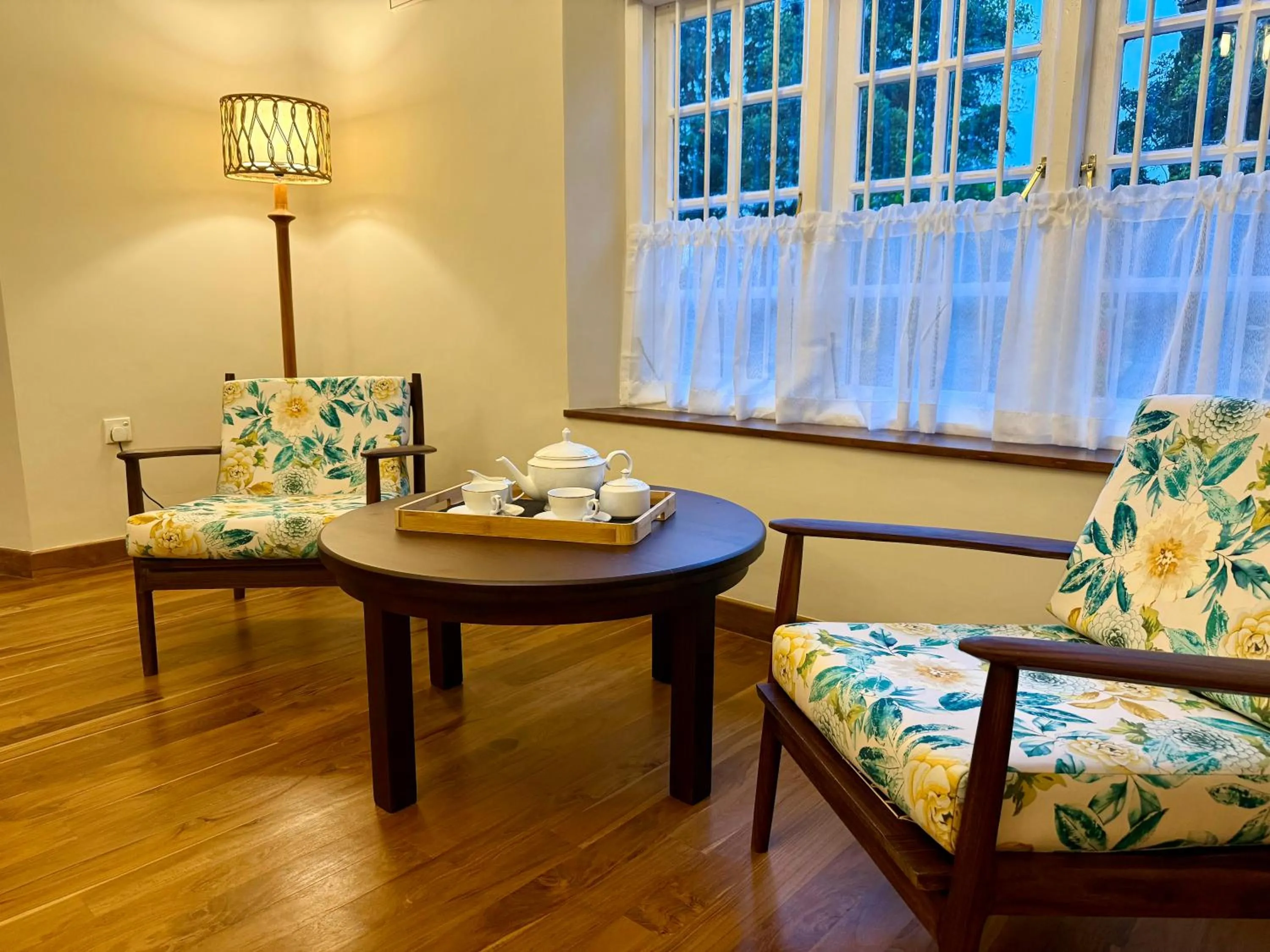 Seating area in Watawala Tea Plantation Bungalow