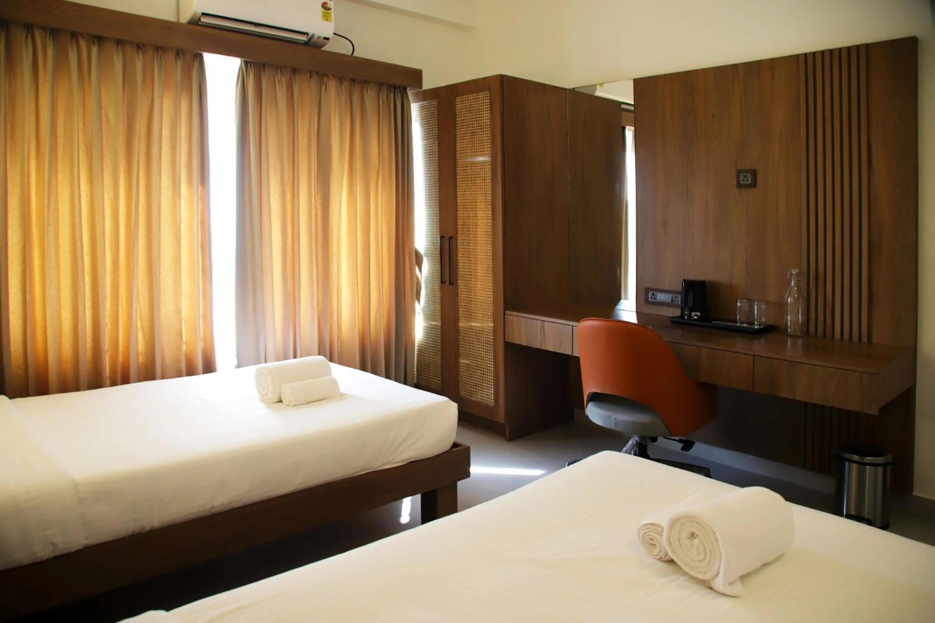 Bedroom, Bed in Hunkal Stays