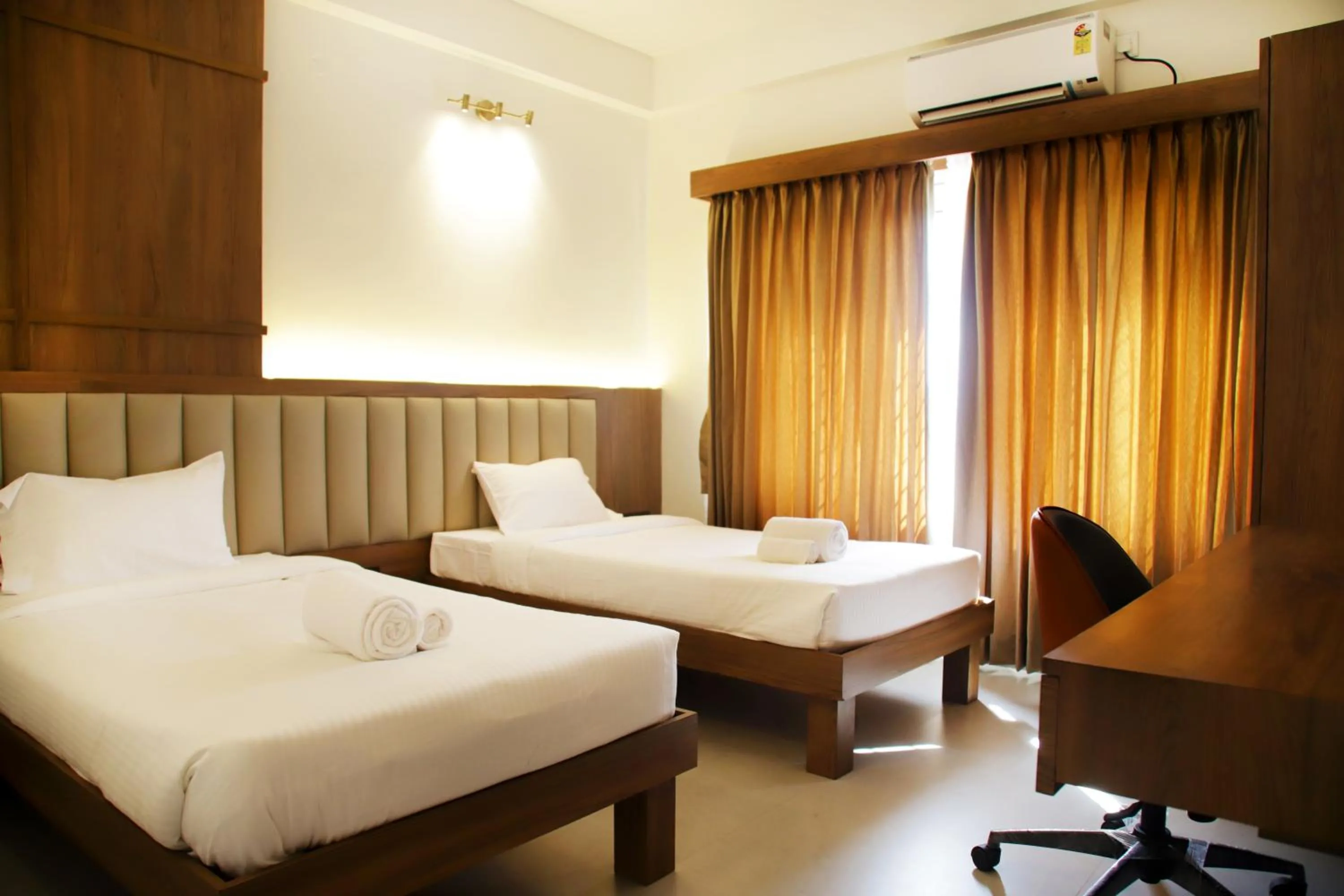 Bedroom, Bed in Hunkal Stays