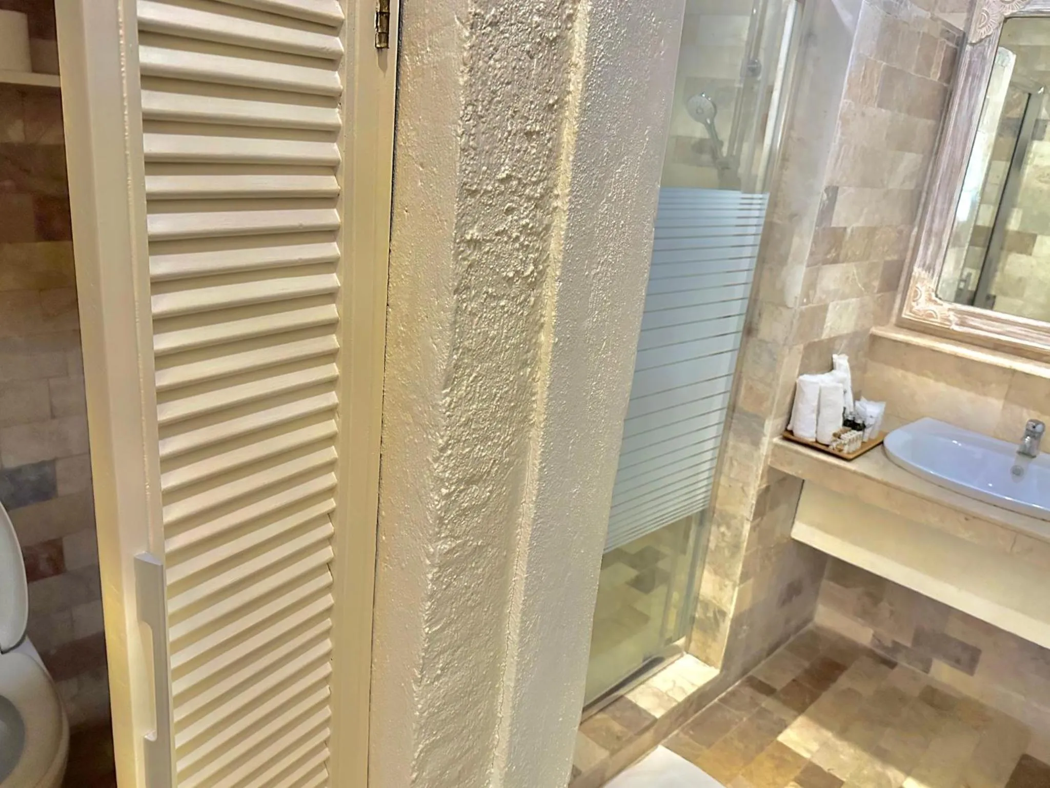 Bathroom in Coco Sunset Beach Resort