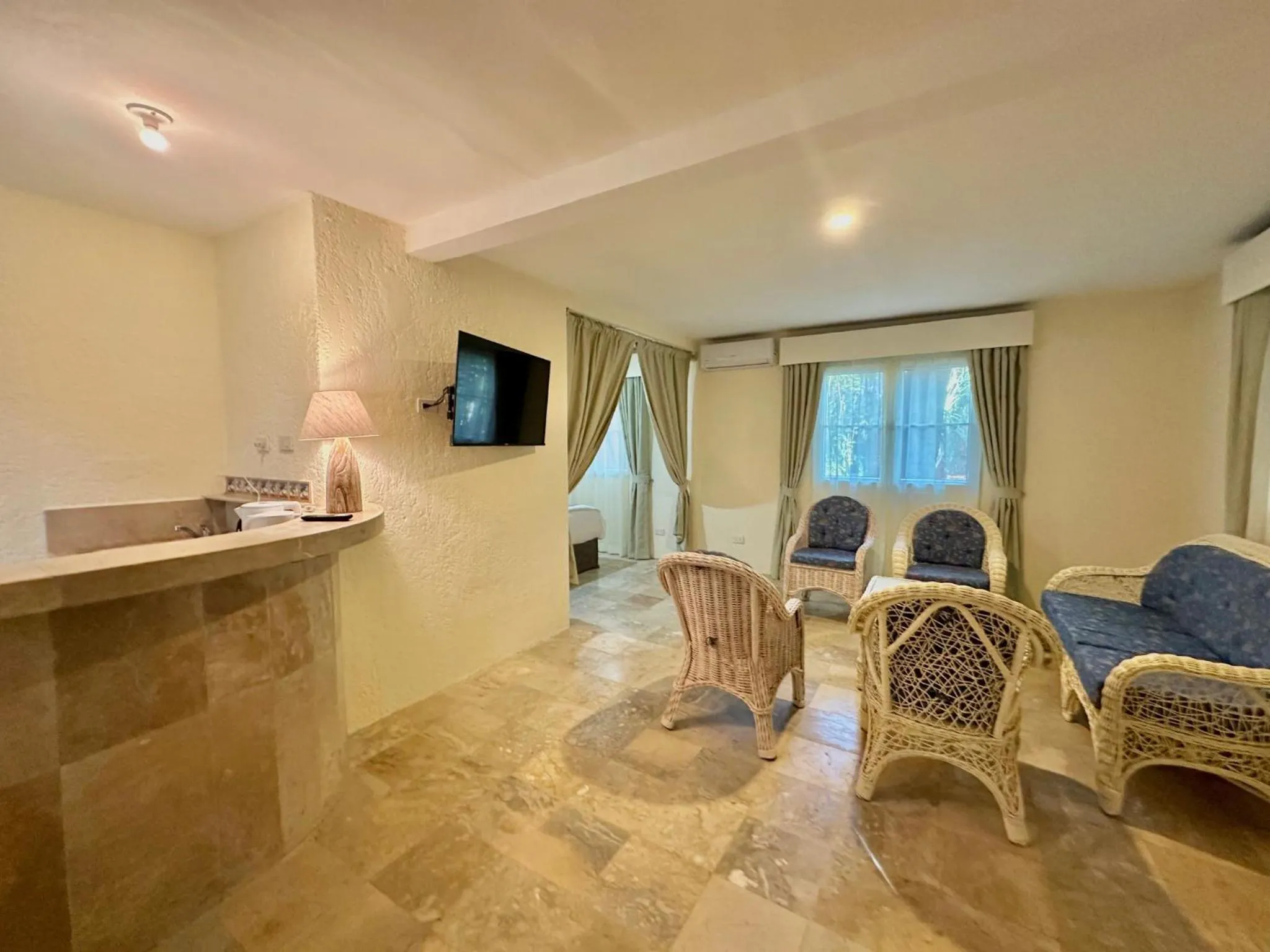 Living room in Coco Sunset Beach Resort