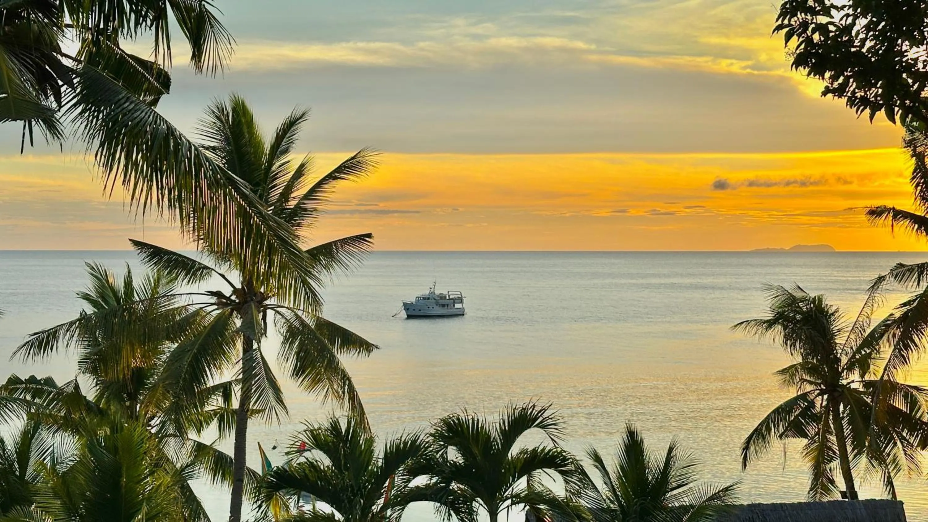 Sunset in Coco Sunset Beach Resort