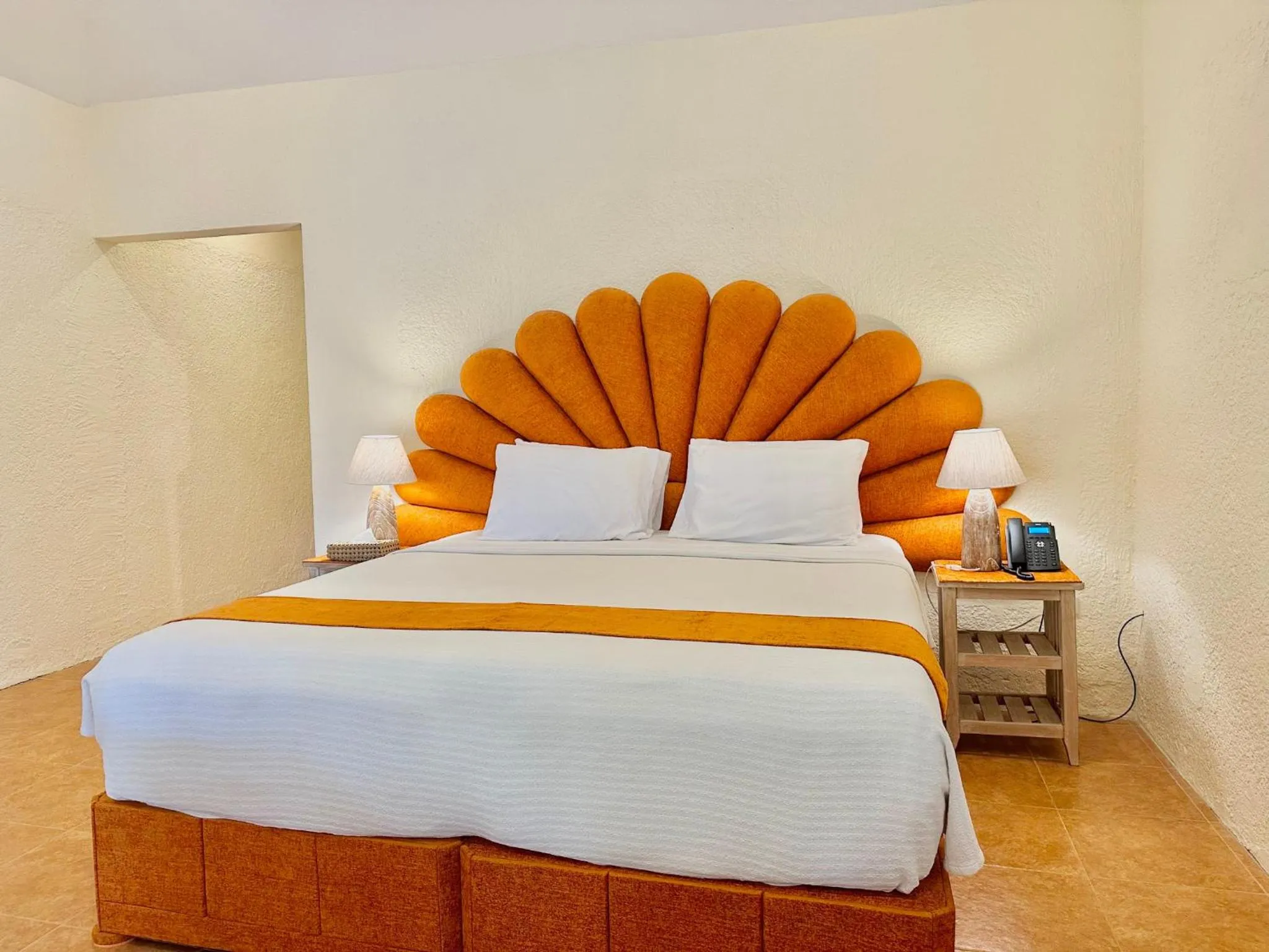 Bedroom, Bed in Coco Sunset Beach Resort