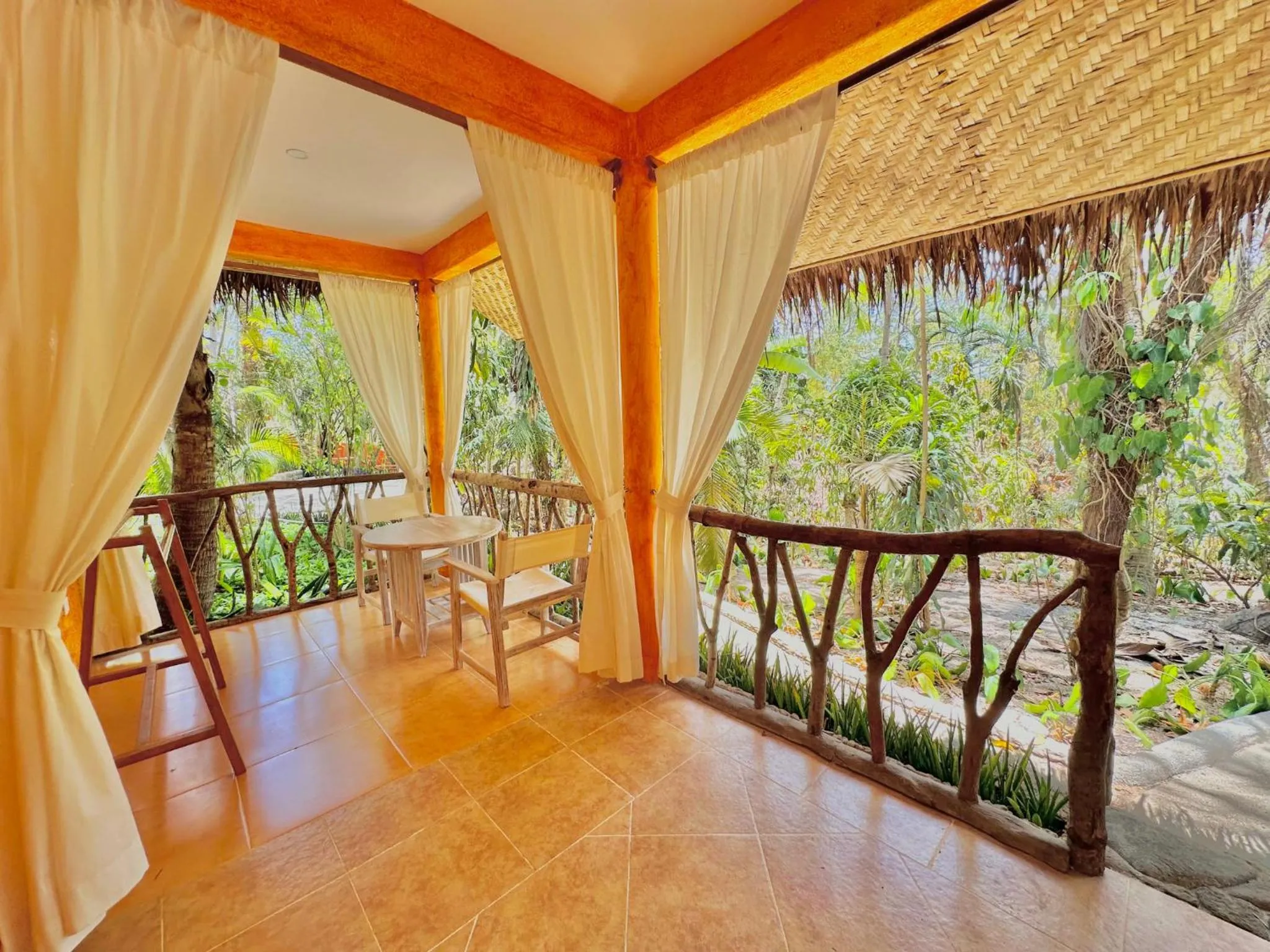 Balcony/Terrace in Coco Sunset Beach Resort