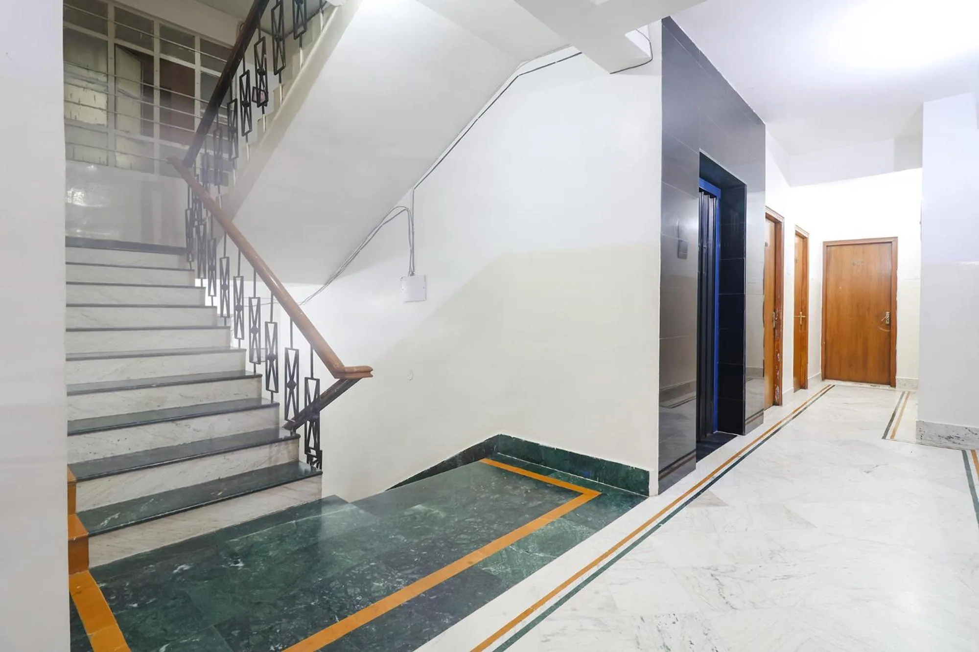 Lobby or reception in FabHotel Nand