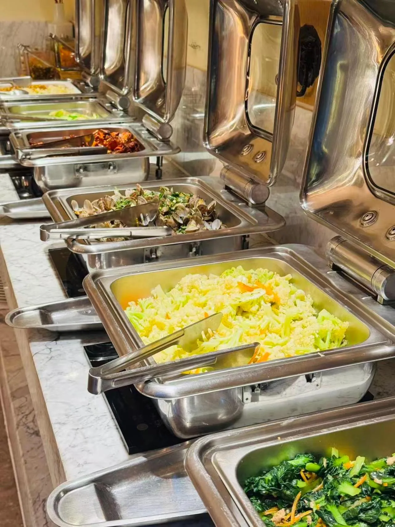 Atour Hotel Qingdao May Fourth Square Yunxiao Road