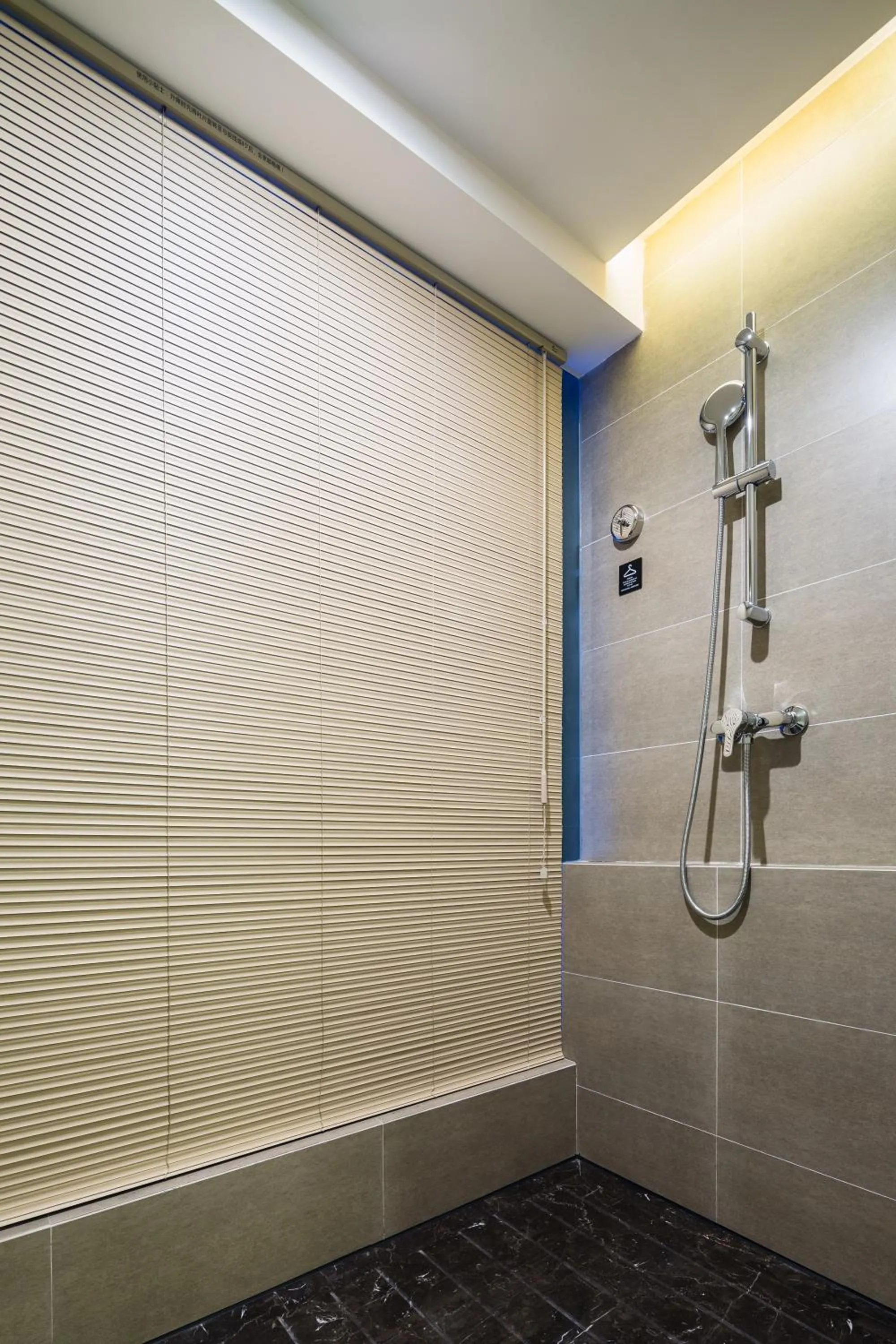 Shower in Atour Hotel Qingdao May Fourth Square Yunxiao Road