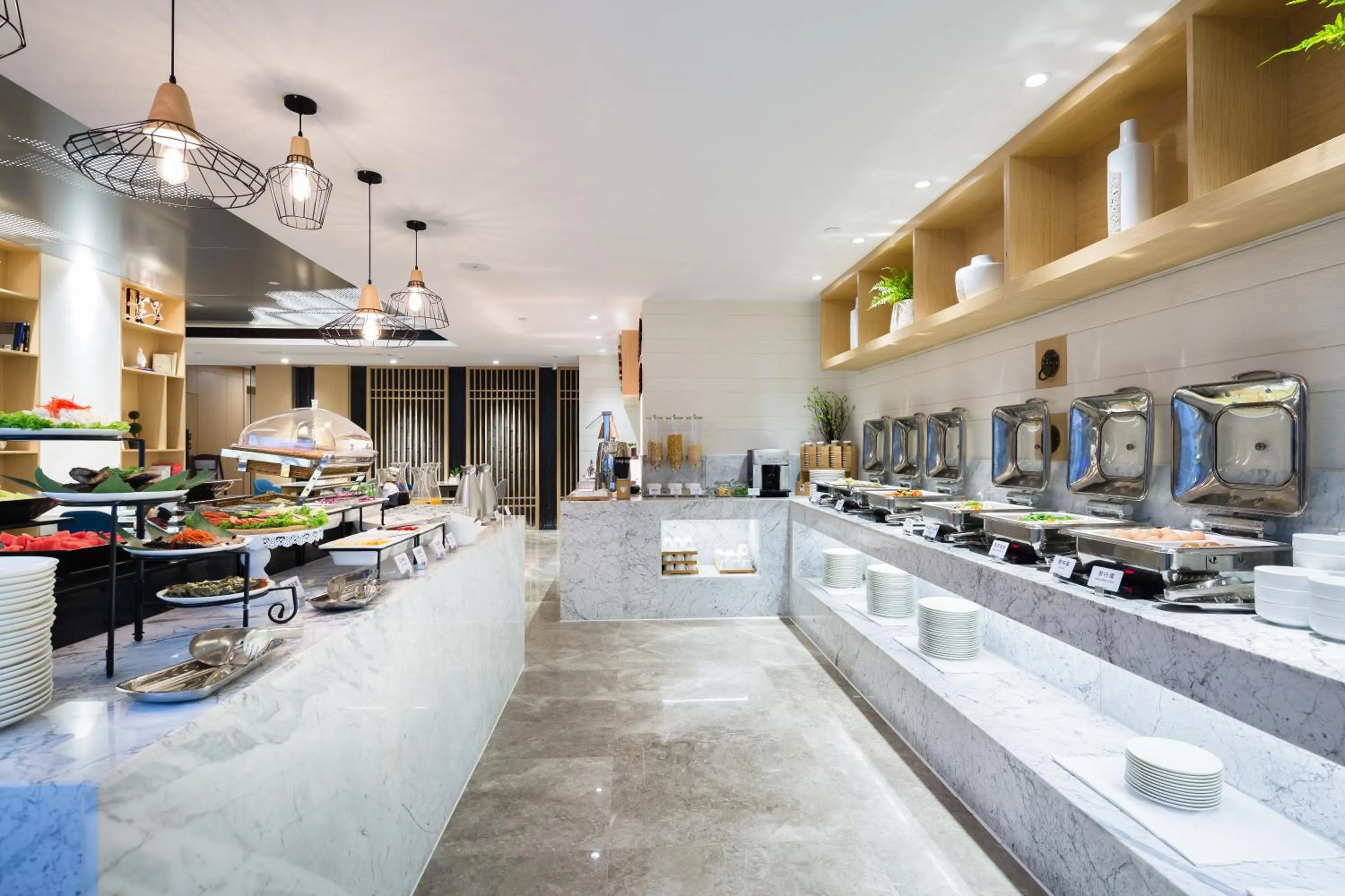 Restaurant/places to eat in Atour Hotel Qingdao May Fourth Square Yunxiao Road