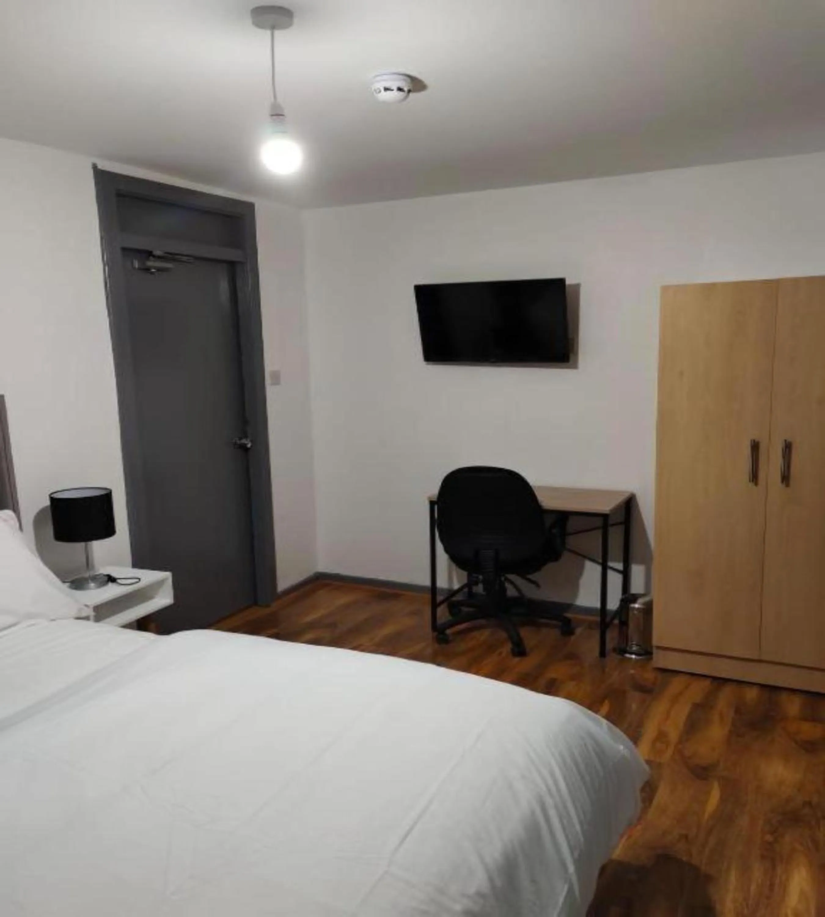 Bedroom, Bed in OYO St Philips Club House