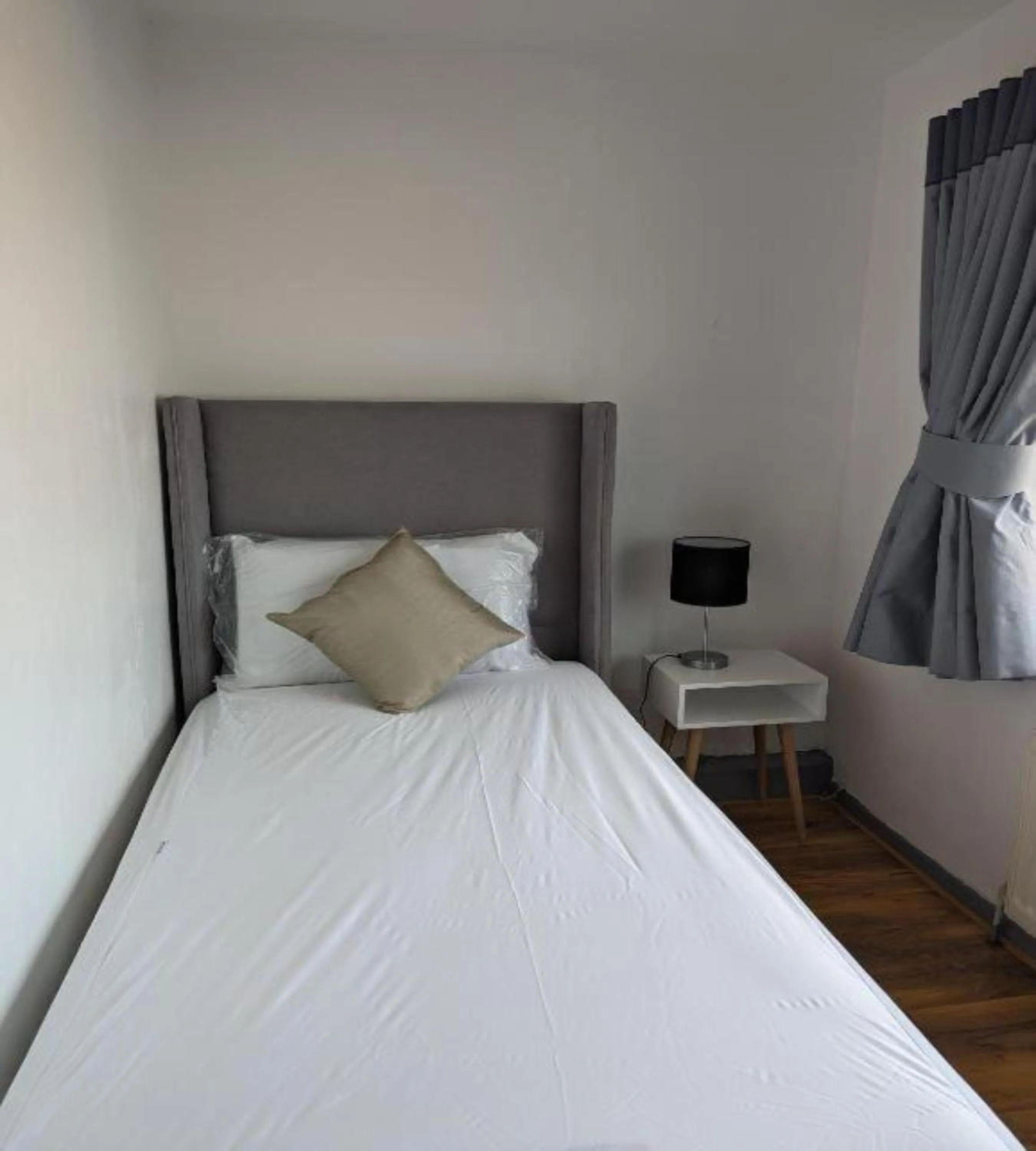 Bedroom, Bed in OYO St Philips Club House